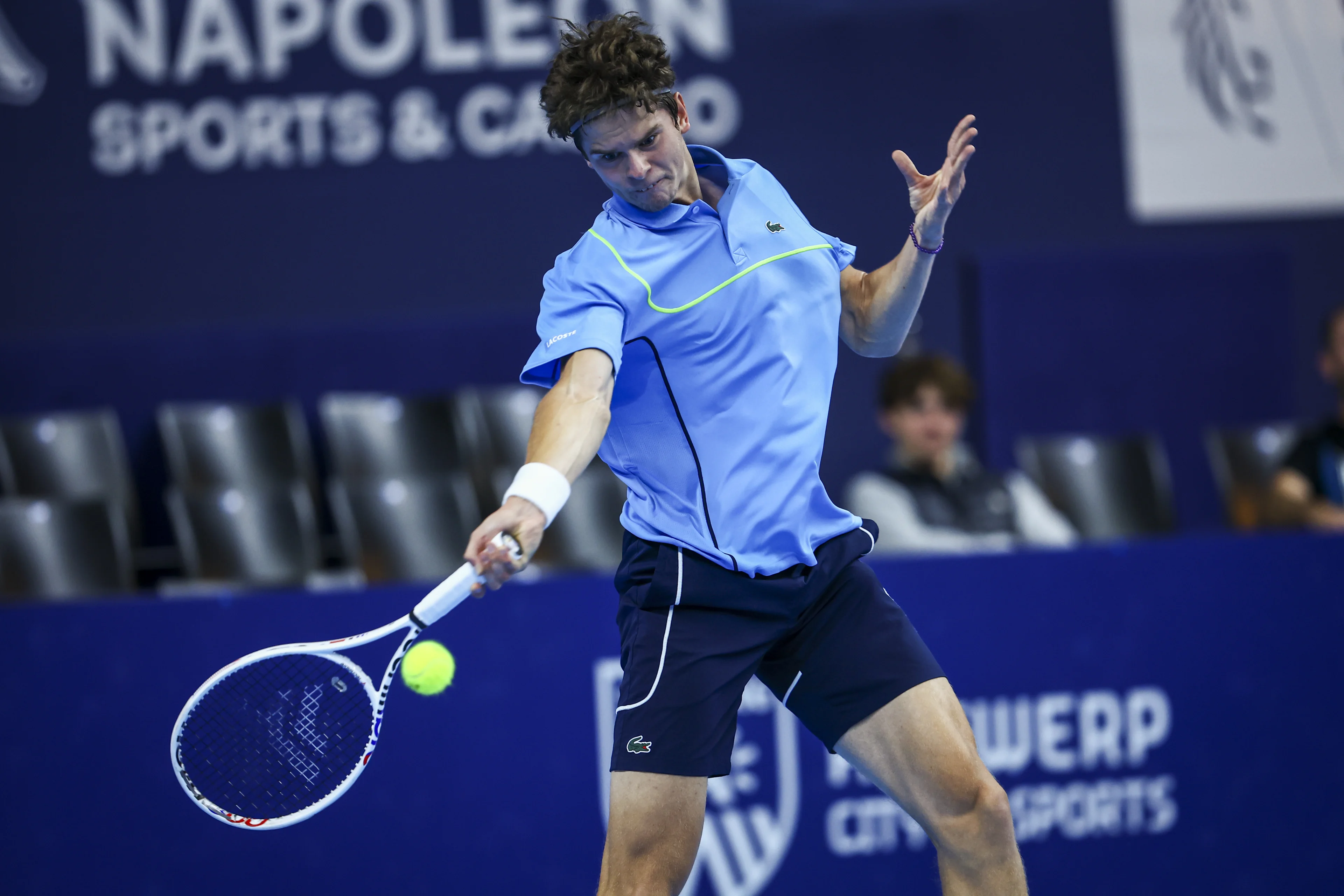 Belgian Alexander Blockx pictured in action during a tennis match in the round of 32 of the singles competition at the ATP European Open Tennis tournament in Antwerp, Tuesday 15 October 2024. BELGA PHOTO DAVID PINTENS