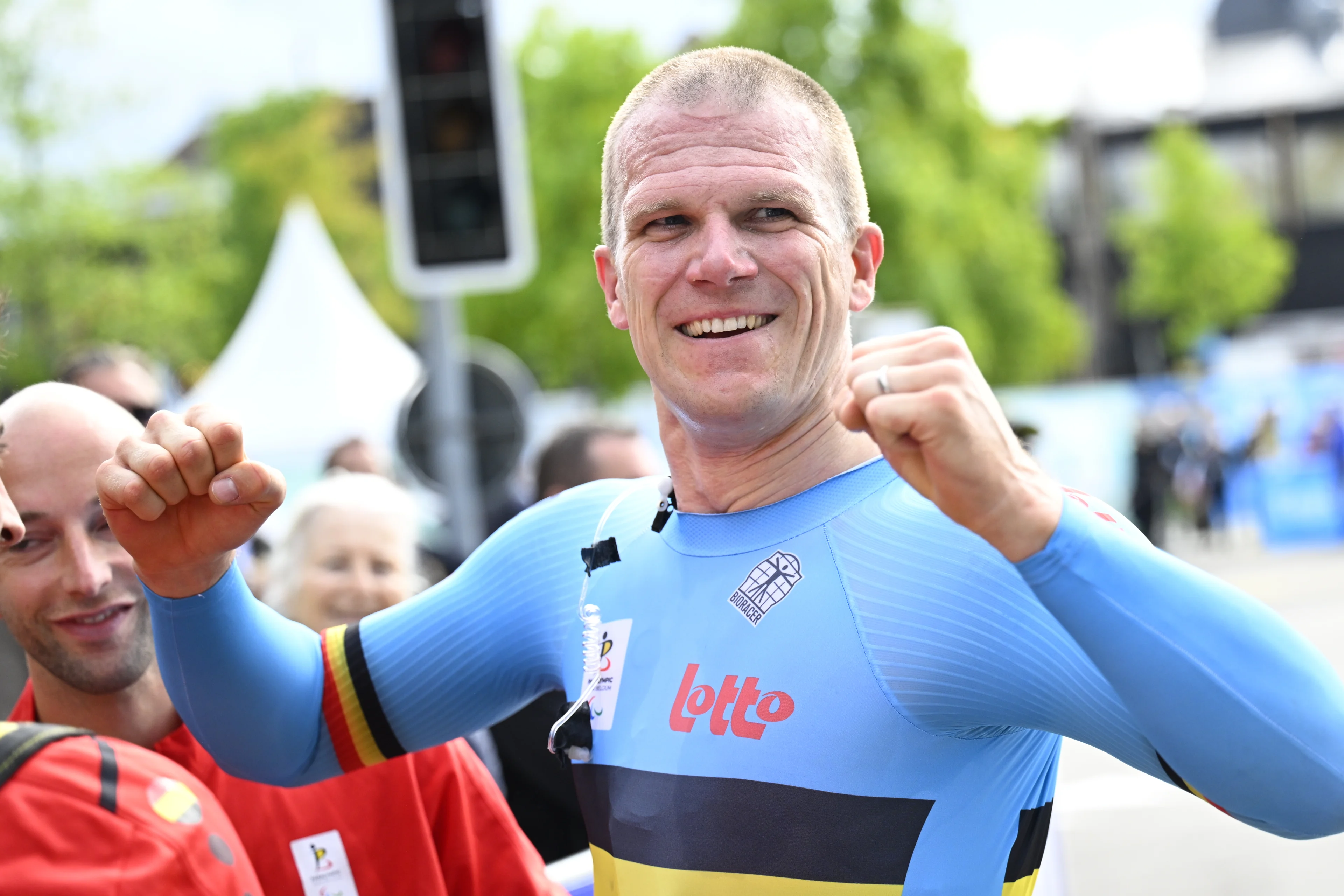 Belgian Ewoud Vromant celebrates after winning the Men individual time trial race in the C2 category at the 2024 UCI Road and Para-Cycling Road World Championships, Tuesday 24 September 2024, in Zurich, Switzerland. The Worlds are taking place from 21 to 29 September. BELGA PHOTO JASPER JACOBS