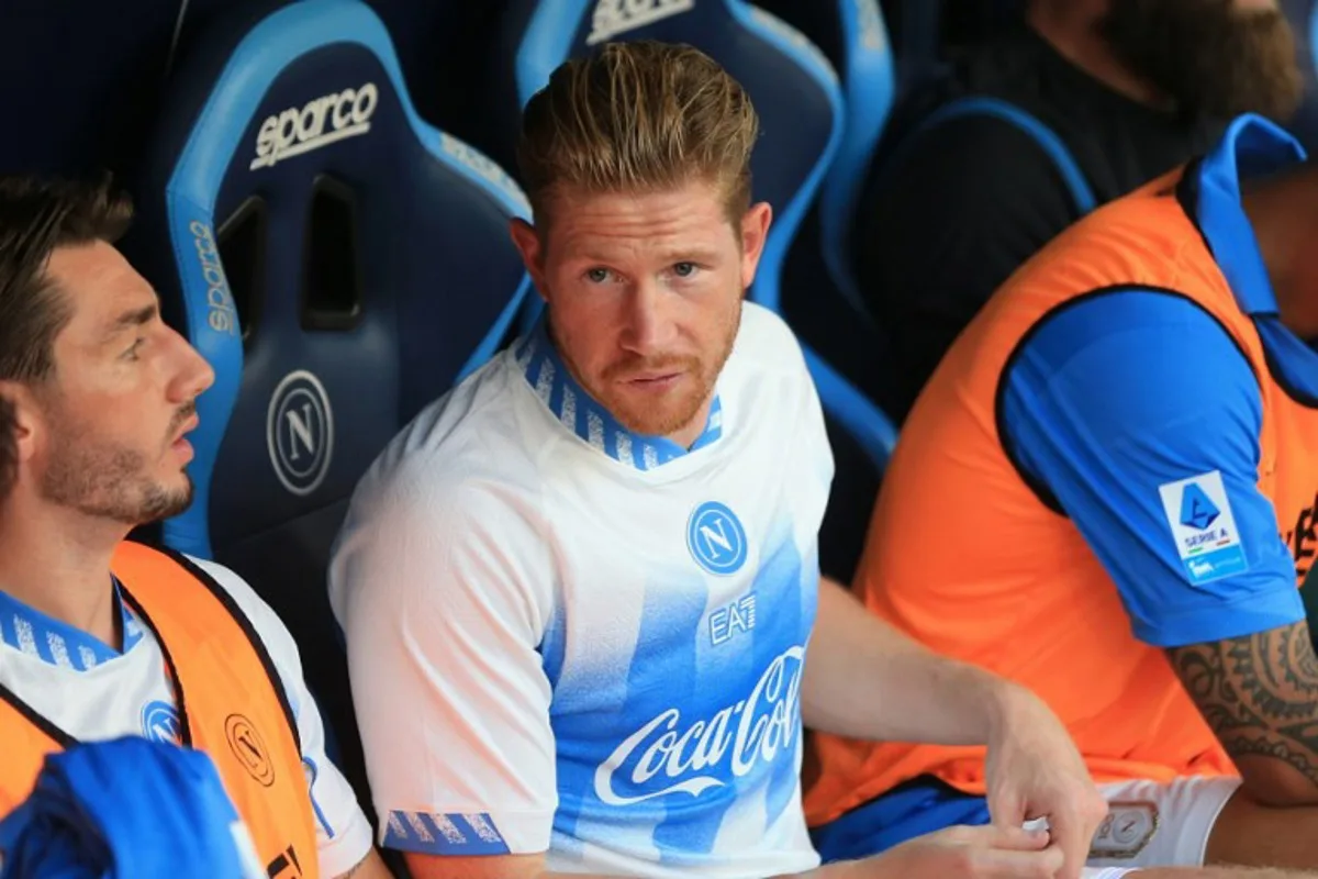 Napoli's Belgian midfielder #11 Kevin De Bruyne looks on before the Italian Serie A football match between Napoli and Como at the Diego Armando Maradona stadium in Naples on August 30, 2026. Carlo Hermann / AFP