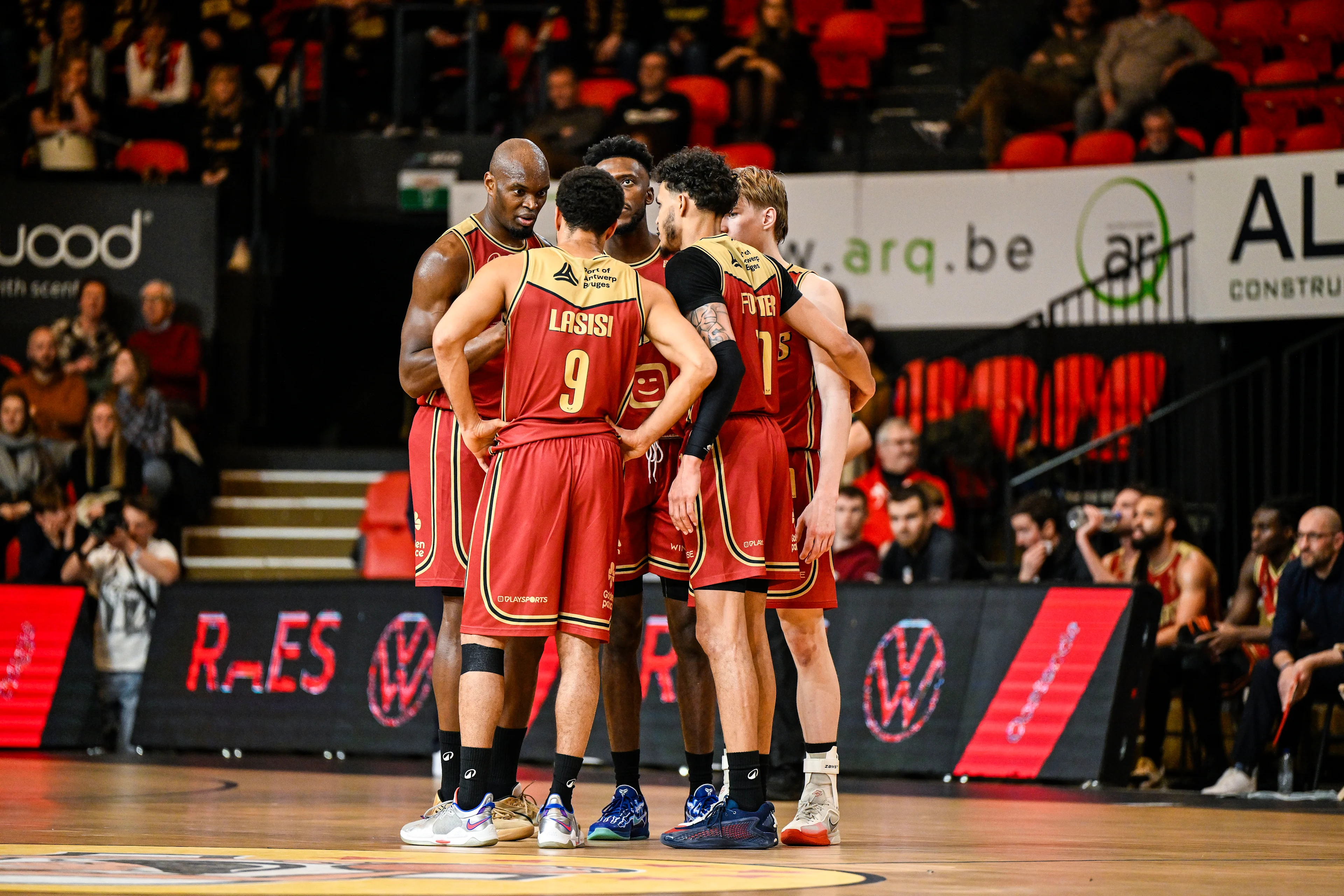 Antwerp's Kevin Tumba pictured during a basketball match between Filou Oostende and Antwerp Giants, Thursday 13 February 2025 in Oostende, the return leg of the semi-finals of the men's Belgian Basketball Cup. BELGA PHOTO TOM GOYVAERTS