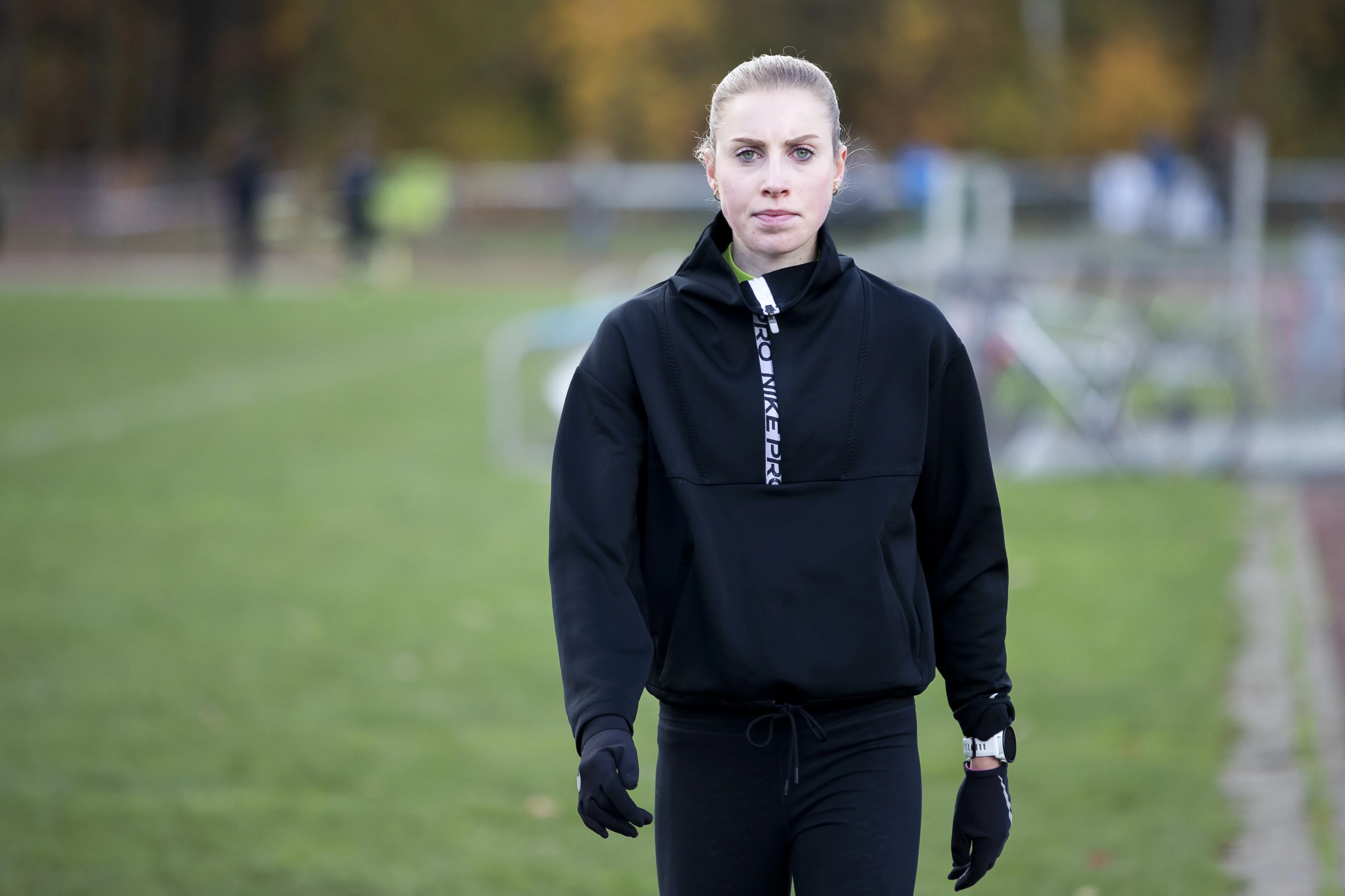 Belgian Elise Vanderelst pictured before the women elite race of the CrossCup cross country running athletics event in Hulshout, the third stage of the CrossCup competition and the Belgian Championships, Sunday 17 November 2024. BELGA PHOTO KRISTOF VAN ACCOM