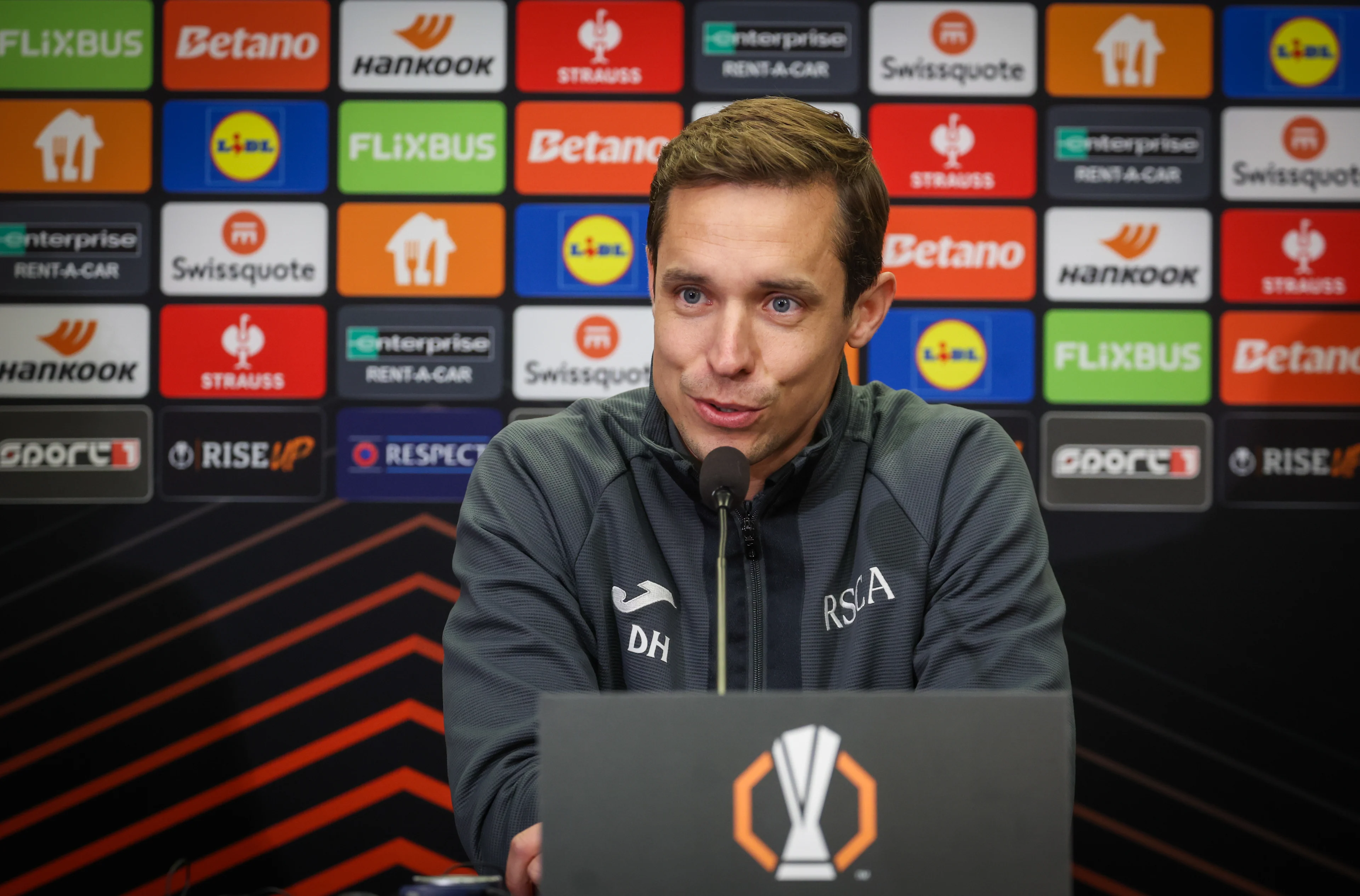 Anderlecht's head coach David Hubert pictured during a press conference of Belgian soccer team RSC Anderlecht, Wednesday 11 December 2024 in Prague, Czech Republic. Tomorrow, Anderlecht will play Czech Slavia Praha on day 6/8 of the group stage of the UEFA Europa League tournament. BELGA PHOTO VIRGINIE LEFOUR