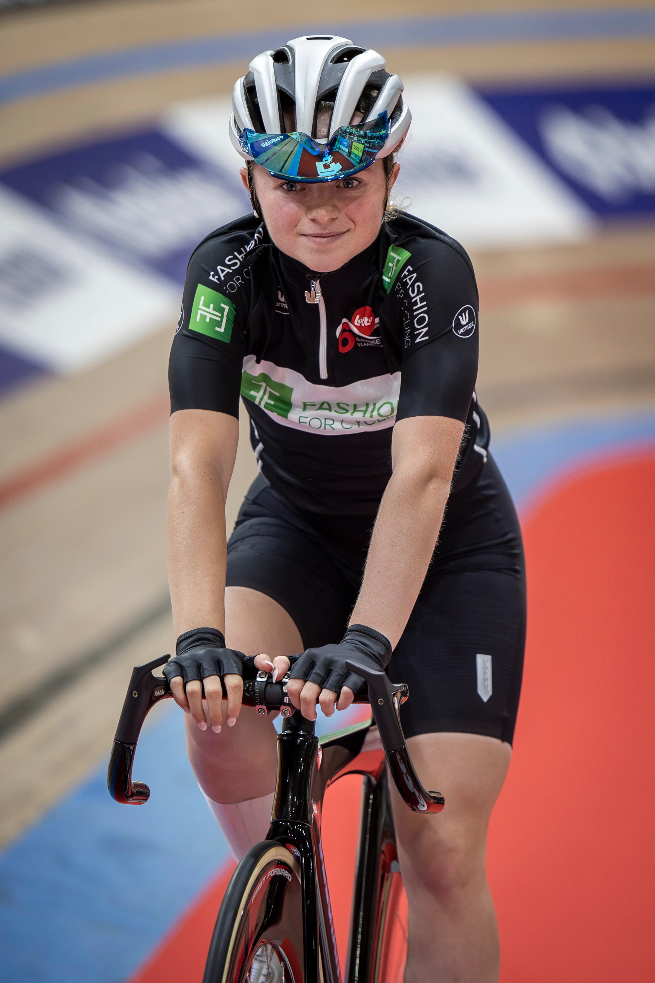 Belgian Lani Wittevrongel pictured during day four of the Zesdaagse Vlaanderen-Gent six-day indoor track cycling event at the indoor cycling arena 't Kuipke, Friday 15 November 2024, in Gent. BELGA PHOTO DAVID PINTENS