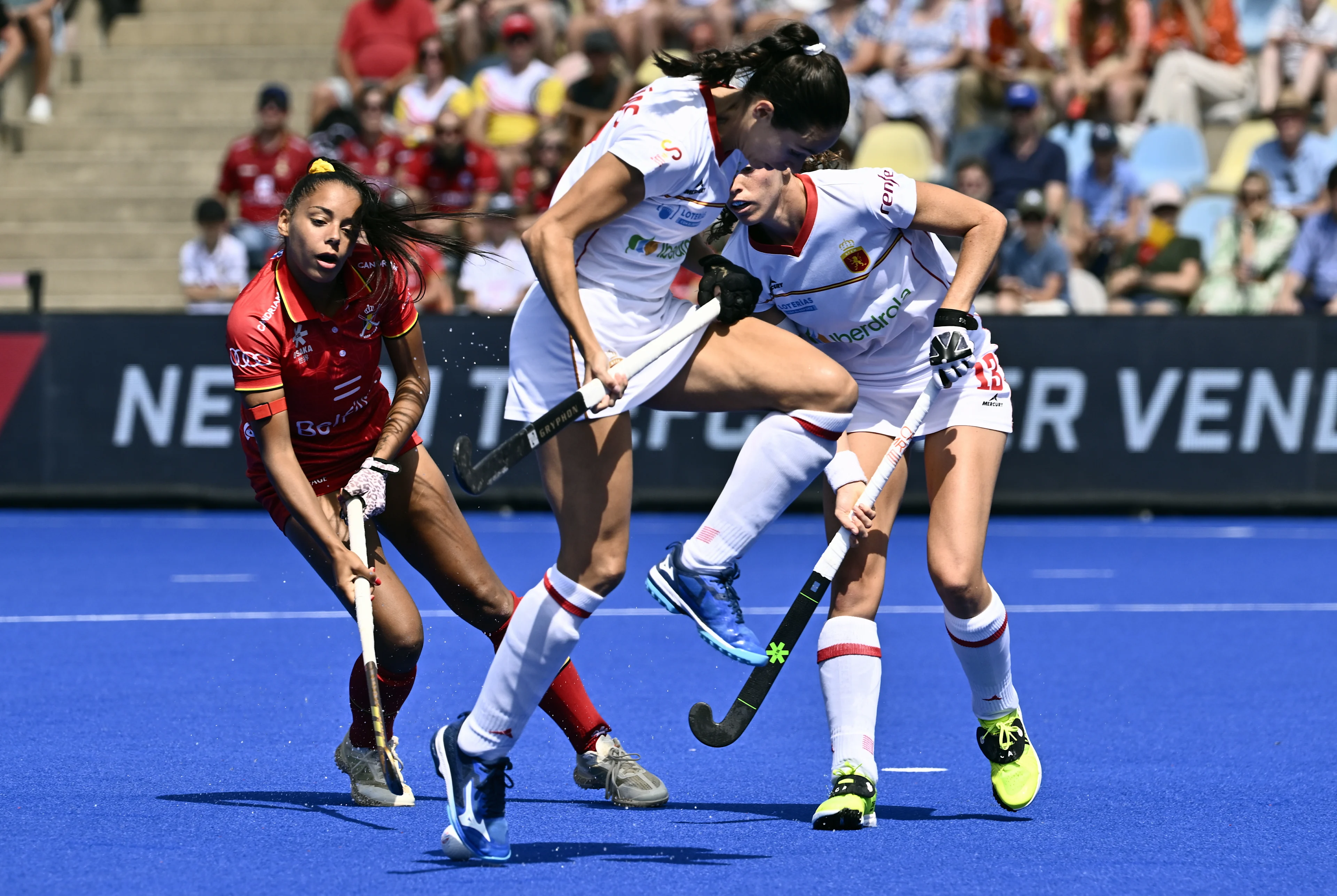 Belgium's Ambre Ballenghien pictured in action during a hockey game between Belgian national team Red Panthers and Spain, match 1/3 in the pool stage of the 2025 women's European championships, Sunday 10 August 2025 in Monchengladbach, Germany. BELGA PHOTO ERIC LALMAND