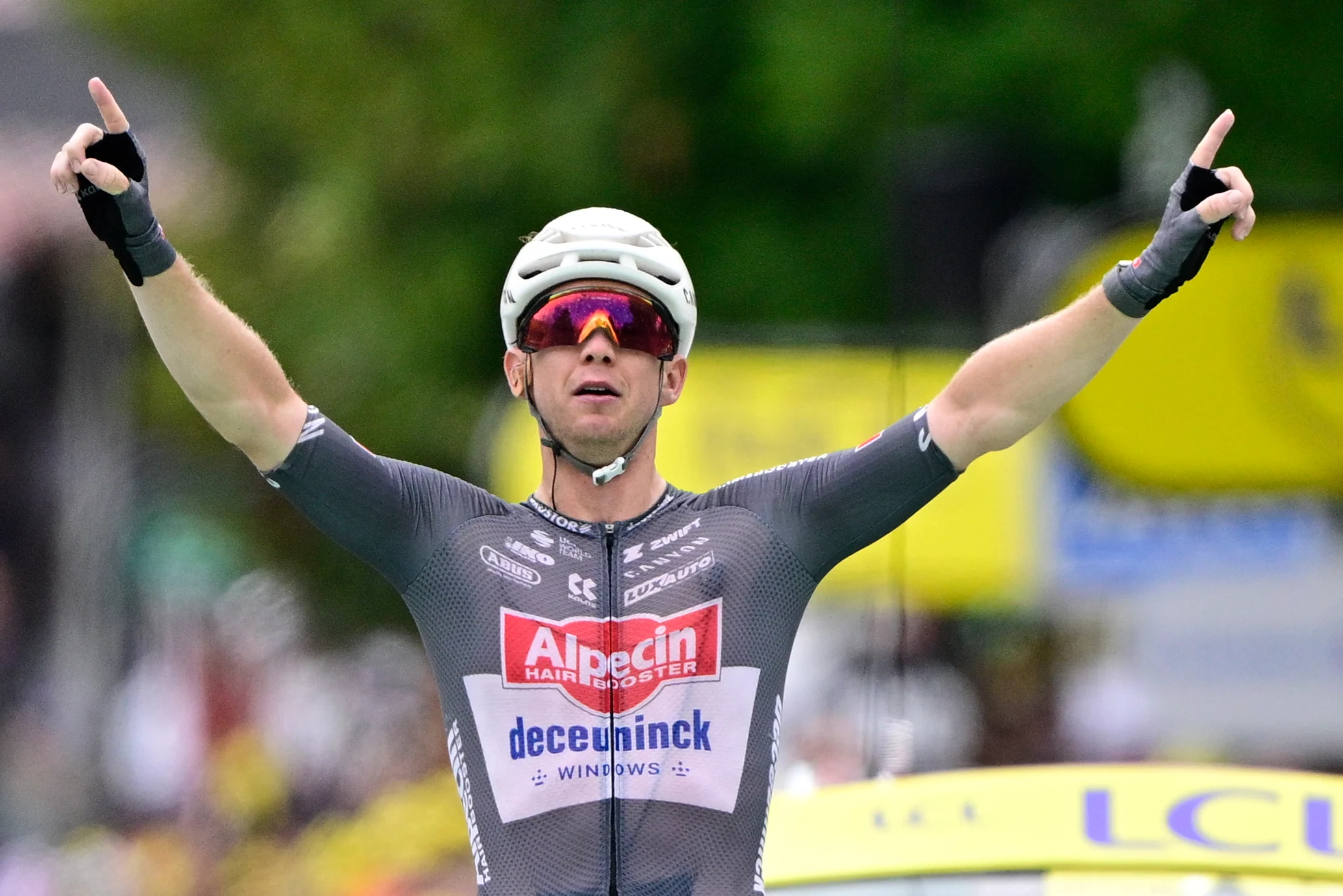 Australian Kaden Groves of Alpecin-Deceuninck celebrates after winning stage 20 of the 2025 Tour de France cycling race, from Nantua to Montpellier (185km), on Saturday 26 July 2025 in France. The 112th edition of the Tour de France starts on Saturday 5 July in Lille, France, and will finish in Paris, France on the 27th of July. BELGA PHOTO DIRK WAEM