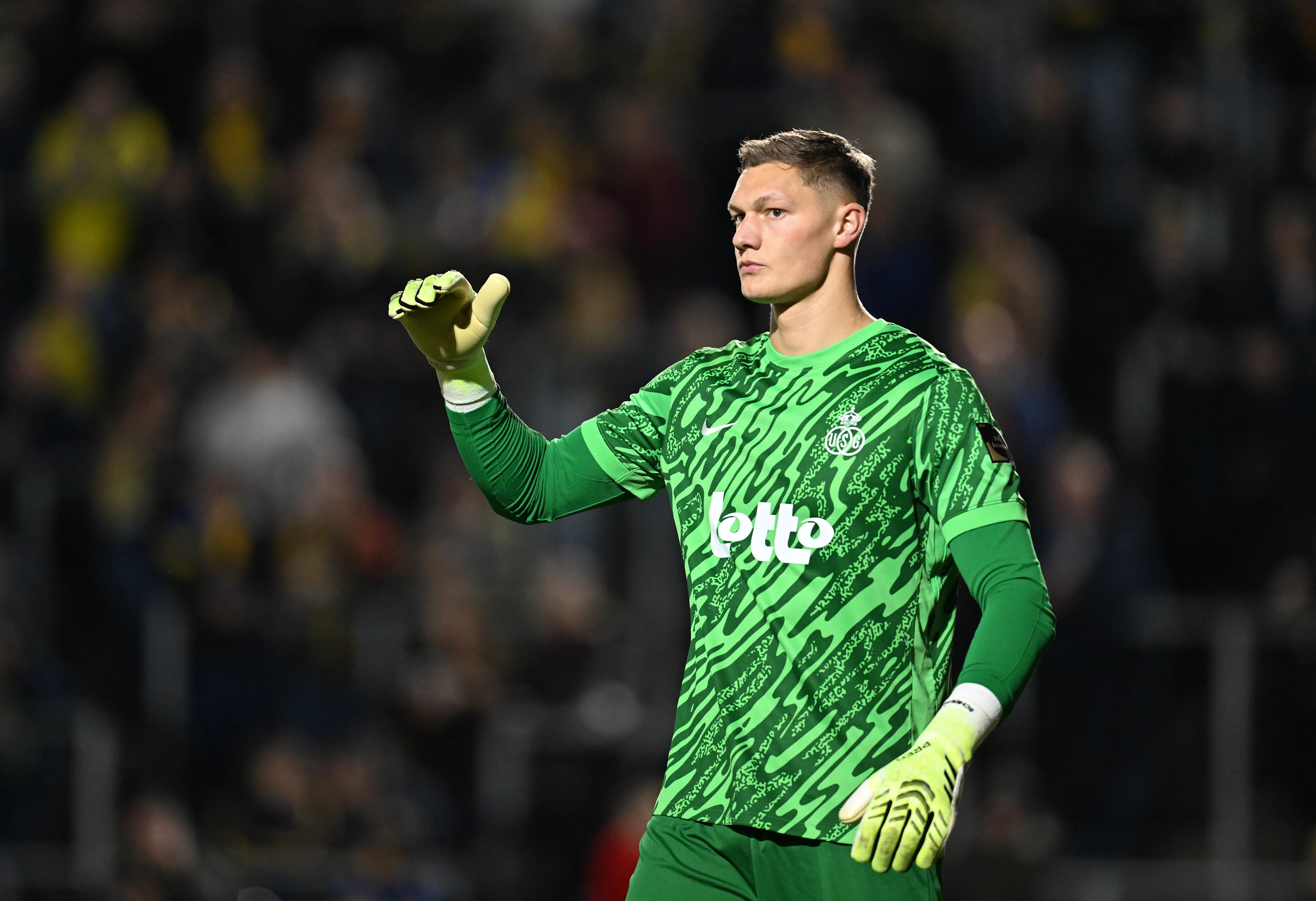 Union's goalkeeper Kjell Scherpen pictured during a soccer match between Royale Union Saint-Gilloise and Sint-Truiden VV, Saturday 04 April 2026 in Brussels, on the first day of the Champion's Play-offs (PO1) of the 2025-2026 'Jupiler Pro League' first division of the Belgian championship. BELGA PHOTO JOHN THYS