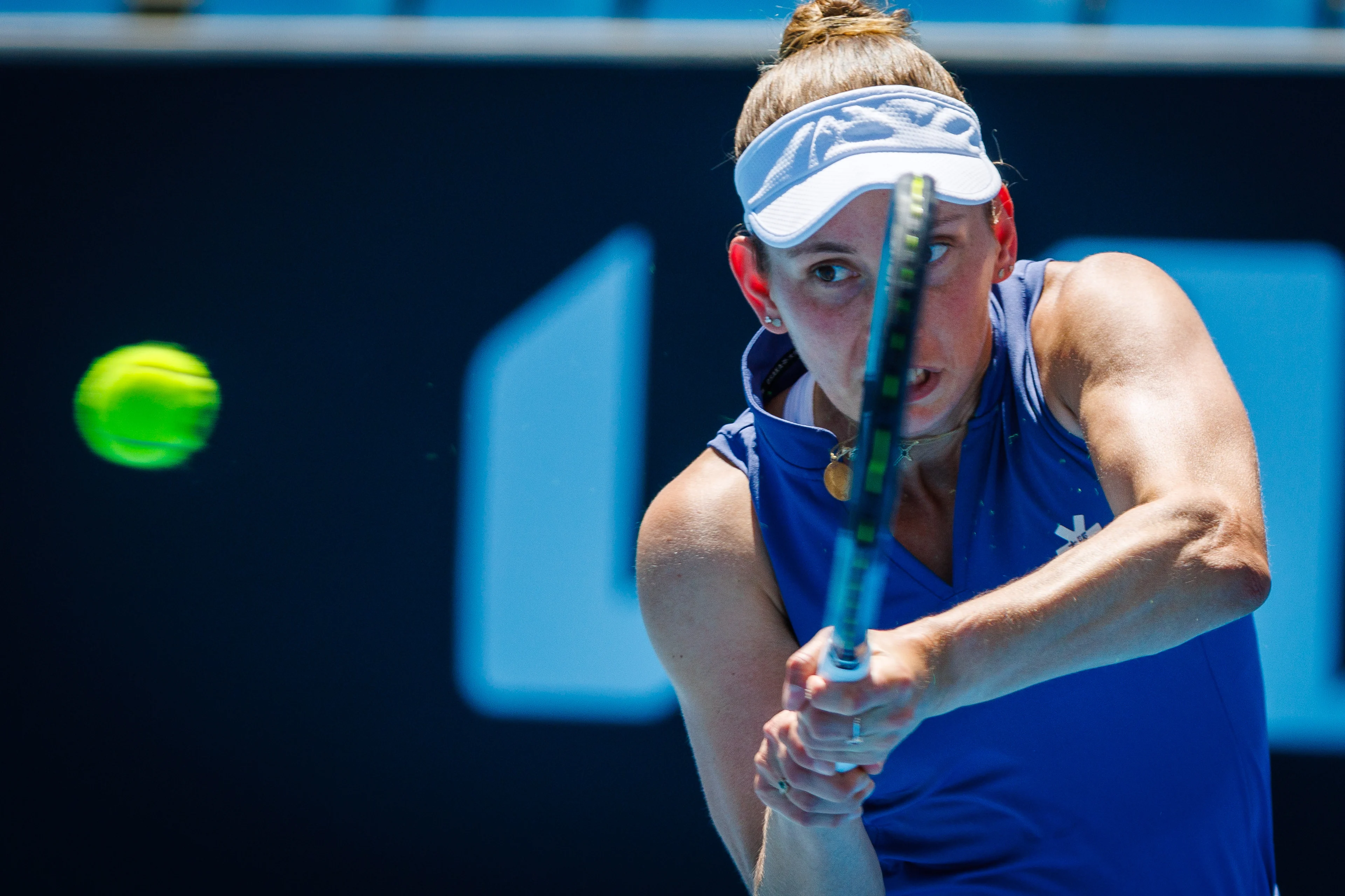 Belgian Elise Mertens pictured during a doubles tennis match between Belgian-Australian pair Mertens-Perez and Australian-Ukrainian pair Aiava-Kostyuk, in the second round of the women's doubles at the 'Australian Open' Grand Slam tennis tournament, Saturday 18 January 2025 in Melbourne Park, Melbourne, Australia. The 2025 edition of the Australian Grand Slam takes place from January 12th to January 26th. BELGA PHOTO PATRICK HAMILTON BELGIUM ONLY