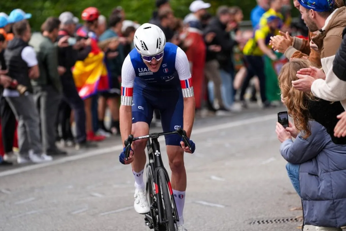 France's Pavel Sivakov competes in the men's Elite Road Race cycling event during the UCI 2024 Road World Championships, in Zurich, on September 29, 2024.  Zac Williams / POOL / AFP