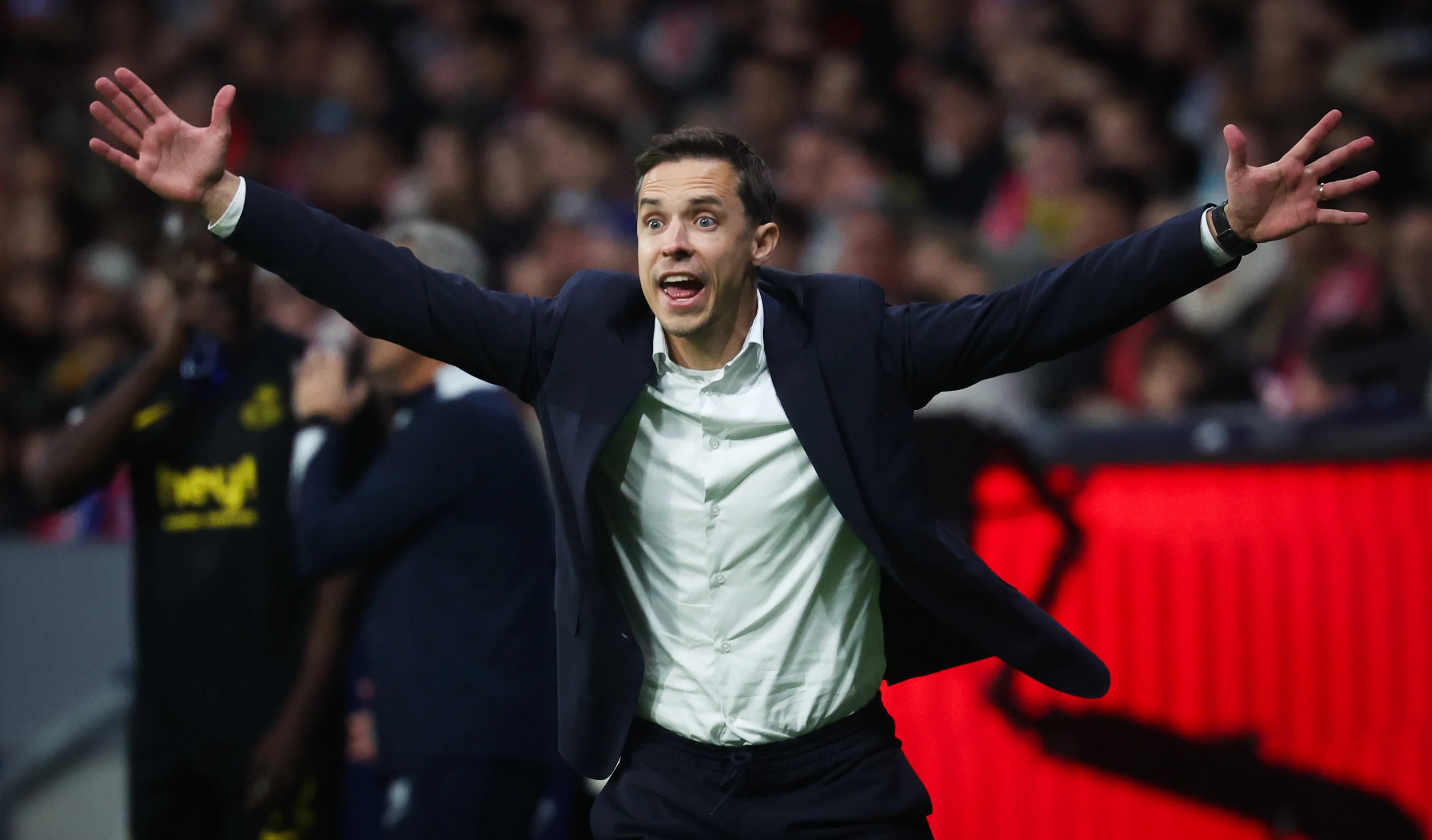 Union's head coach David Hubert reacts during a soccer game between Spanish soccer team Atletico Madrid and Belgian Royale Union Saint-Gilloise, Tuesday 04 November 2025 in Madrid, on the fourth day of the League phase of the UEFA Champions League tournament. BELGA PHOTO VIRGINIE LEFOUR
