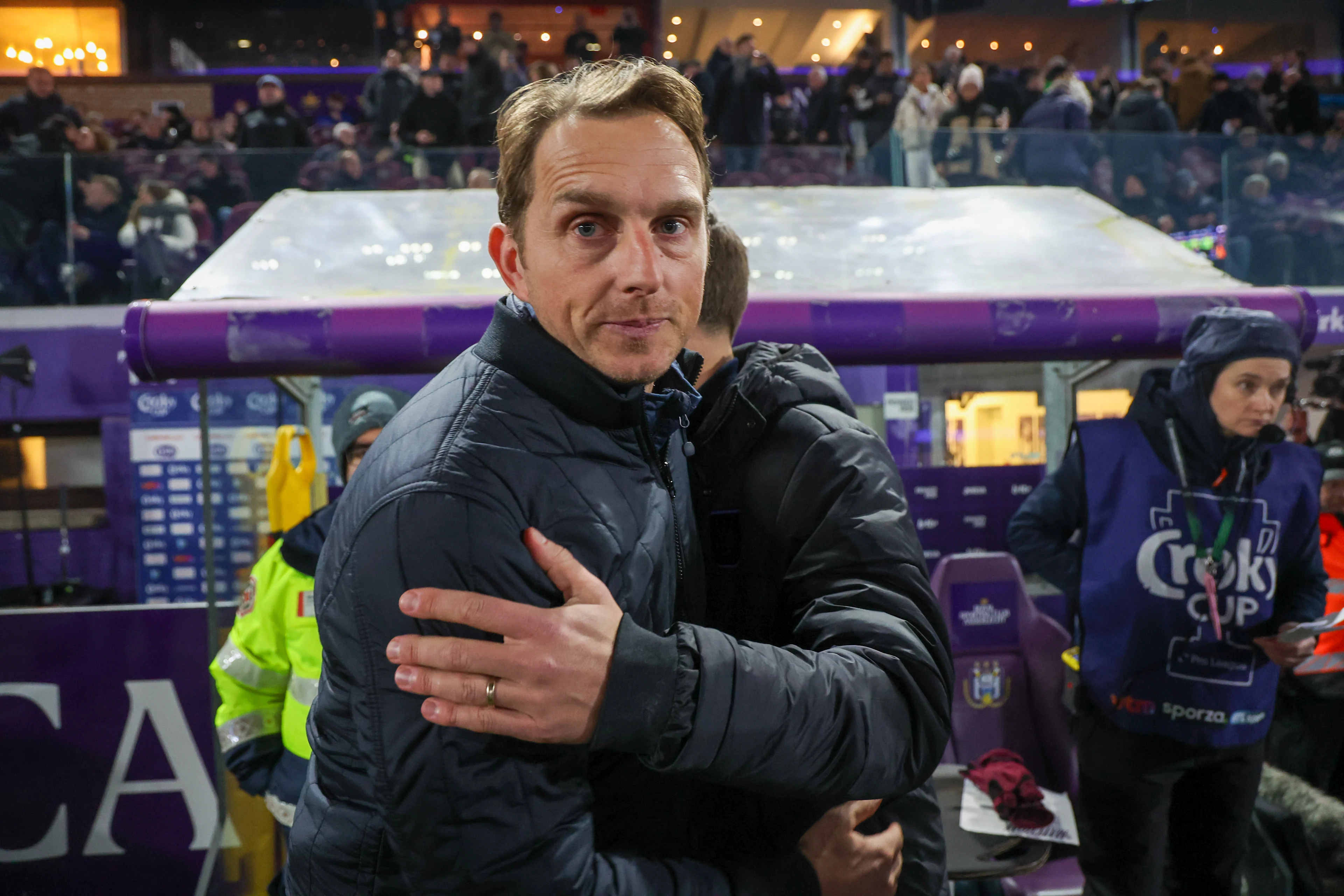 Antwerp's head coach Jonas De Roeck and Anderlecht's head coach David Hubert pictured before a soccer game between RSC Anderlecht and Royal Antwerp, Thursday 16 January 2025 in Brussels, in the 1/2 finals of the 'Croky Cup' Belgian soccer cup. BELGA PHOTO VIRGINIE LEFOUR