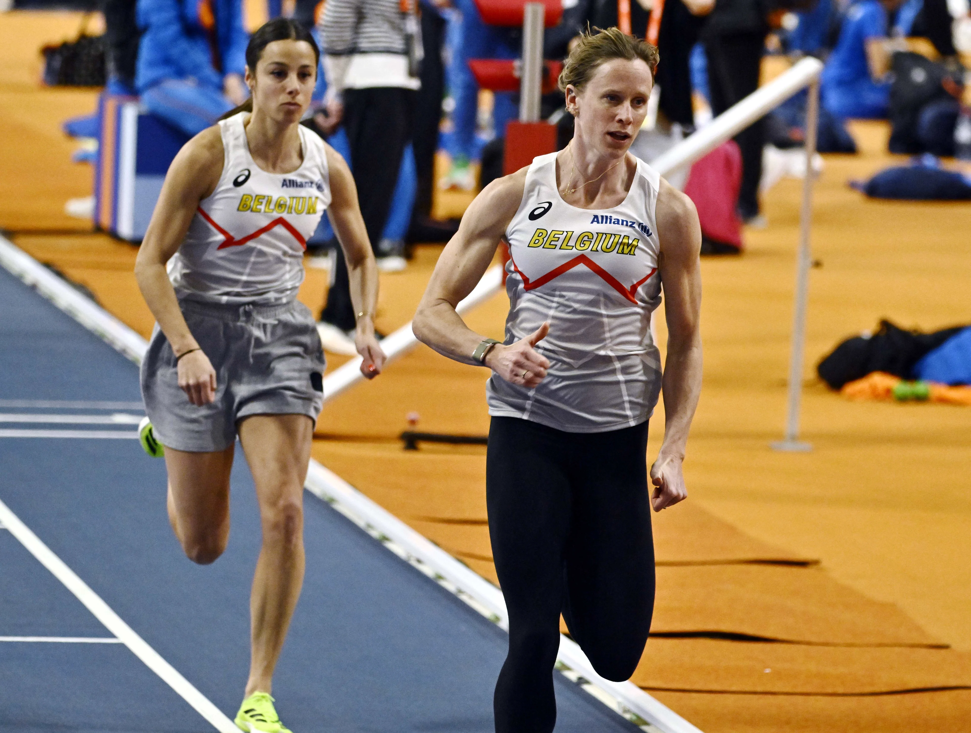 Belgian Camille Laus and Belgian Helena Ponette pictured in action during a training session ahead of the European Athletics Indoor Championships, in Apeldoorn, The Netherlands, Wednesday 05 March 2025. The championships take place from 6 to 9 March. BELGA PHOTO ERIC LALMAND