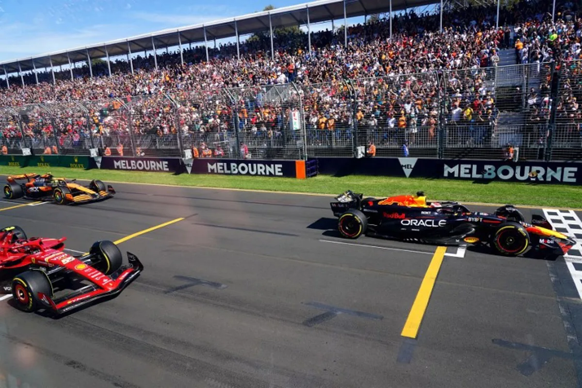 Formula 1 cars take the circuit at the start of the Australian Formula 1 Grand Prix at the Albert Park Circuit in Melbourne on March 24, 2024.  Scott Barbour / POOL / AFP