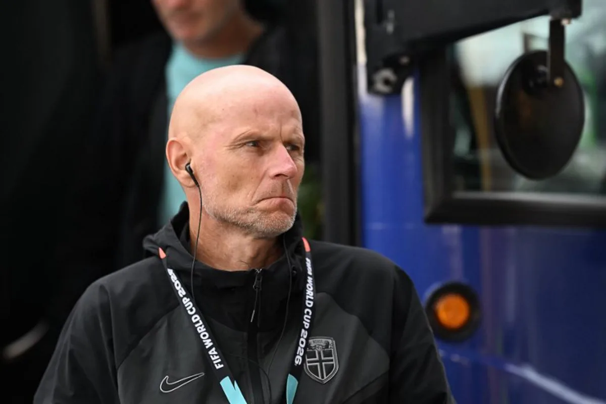 Norway's head coach Staale Solbakken arrives ahead of the 2026 World Cup Group I football match between Norway and France at the Boston Stadium in Foxborough on June 26, 2026.  MAURO PIMENTEL / AFP