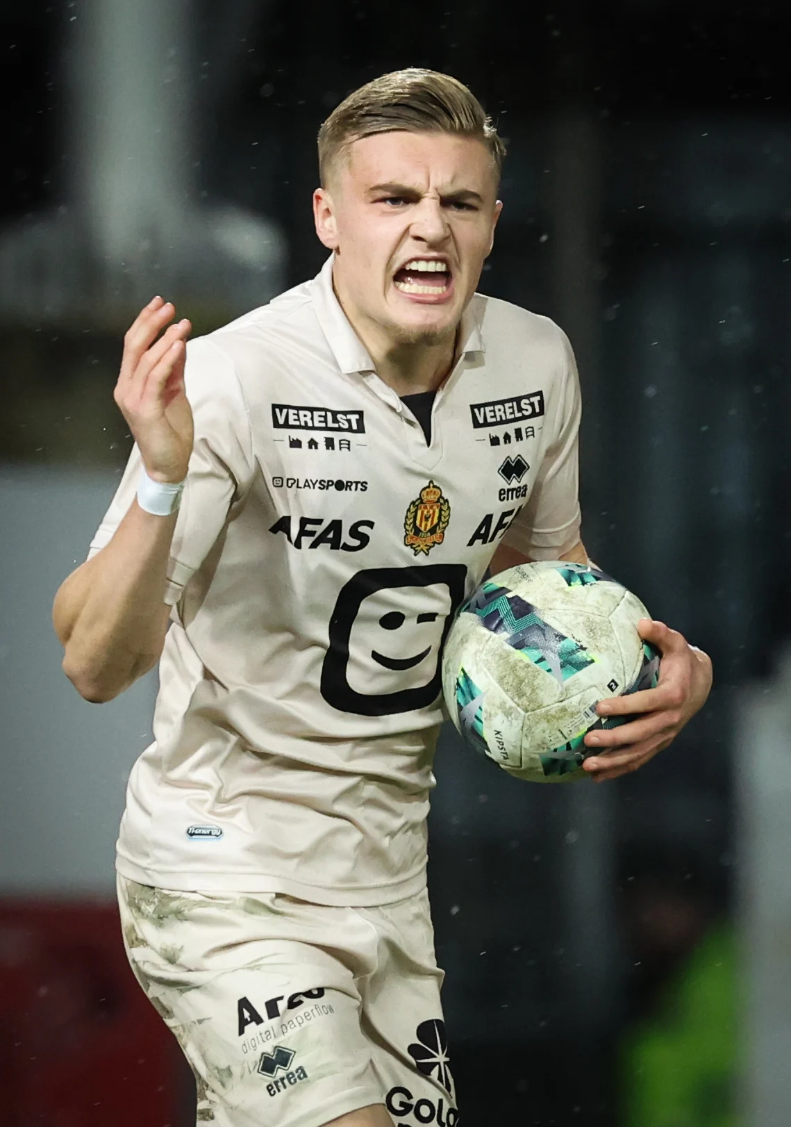 Mechelen's Norman Bassette celebrates after scoring during a soccer match between Sporting Charleroi and KV Mechelen, Wednesday 27 December 2023 in Charleroi, on day 20 of the 2023-2024 'Jupiler Pro League' first division of the Belgian championship. BELGA PHOTO VIRGINIE LEFOUR