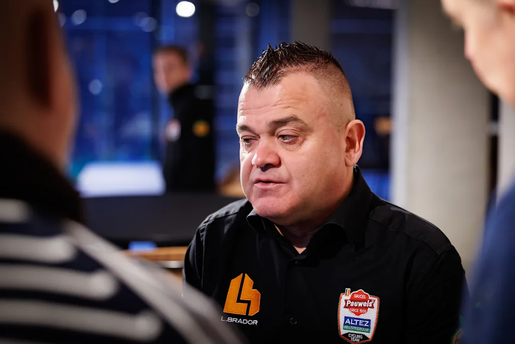 Pauwels Sauzen- Altez Industriebouw team manager Jurgen Mettepenningen pictured during a press conference on the retirement of his rider Iserbyt in Waregem, Friday 09 January 2026. Iserbyt, 28, has decided to give up his cyclo-cross career due to a nagging leg injury that he has been unable to resolve. BELGA PHOTO KURT DESPLENTER
