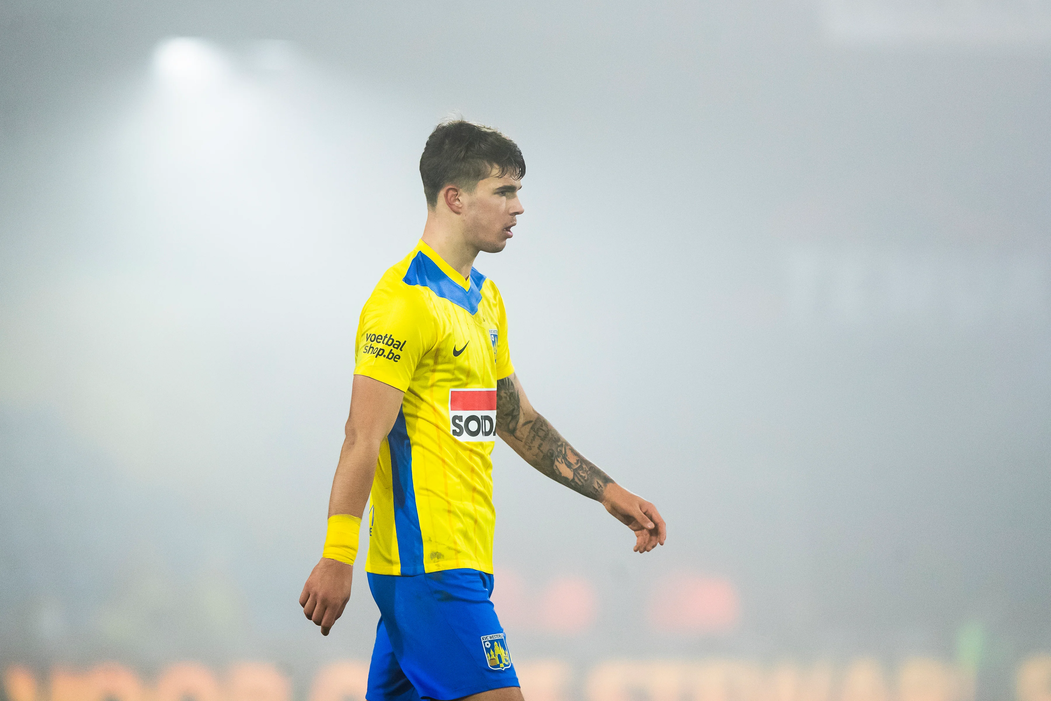 Westerlo's Luka Vuskovic leaves the field after receiving a red card during a soccer match between KVC Westerlo and Sint-Truiden VV, Saturday 11 January 2025 in Westerlo, on day 21 of the 2024-2025 season of the 'Jupiler Pro League' first division of the Belgian championship. BELGA PHOTO KRISTOF VAN ACCOM