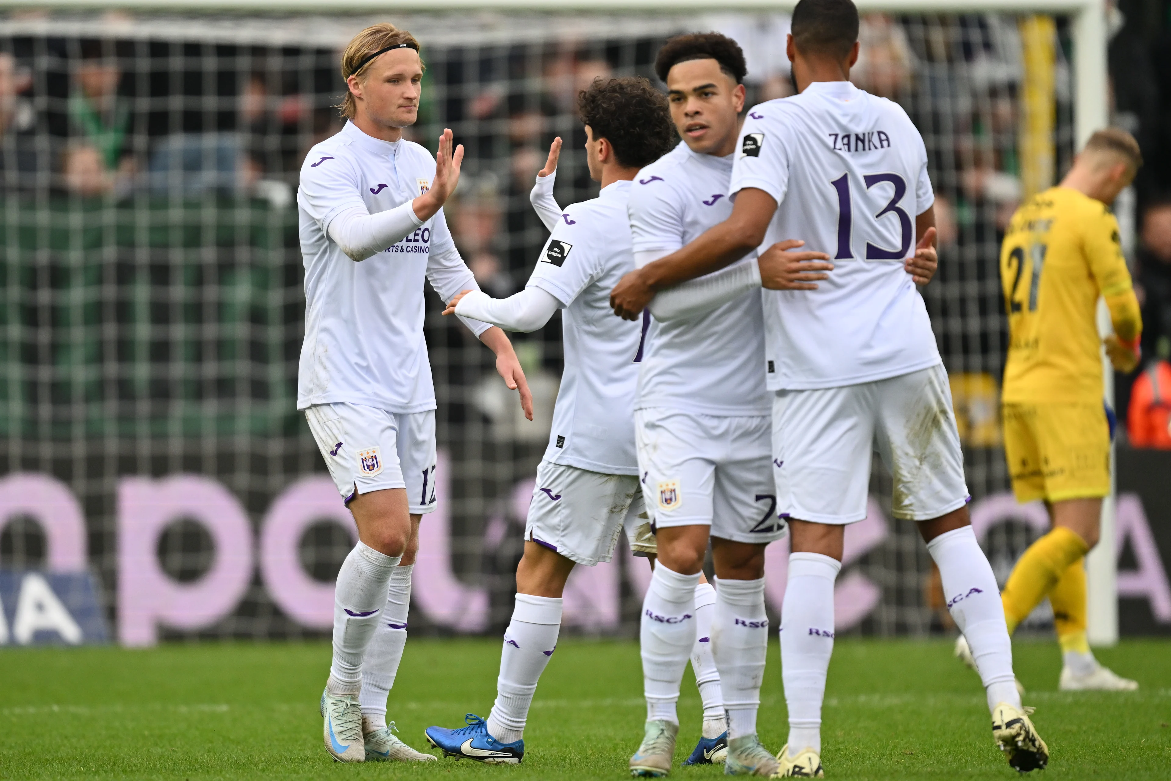 Anderlecht's Kasper Dolberg Rasmussen celebrates after scoring during a soccer match between Cercle Brugge and RSC Anderlecht, Sunday 10 November 2024 in Brugge, on day 14 of the 2024-2025 season of the 'Jupiler Pro League' first division of the Belgian championship. BELGA PHOTO DAVID CATRY