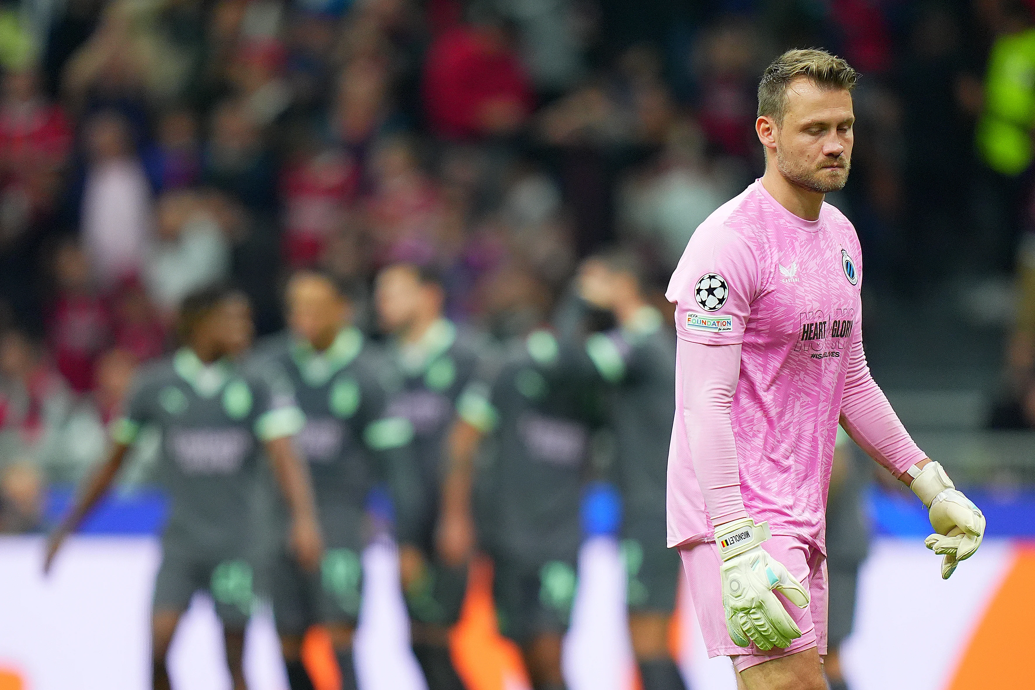 Brugge's goalkeeper Simon Mignolet  after scoring 3-1   during the Uefa Champions League soccer match between Ac Milan and Club Brugge a at the San Siro Stadium in Milan, north Italy -Tuesday  , October 22 , 2024. Sport - Soccer . (Photo by Spada/LaPresse) BELGIUM ONLY