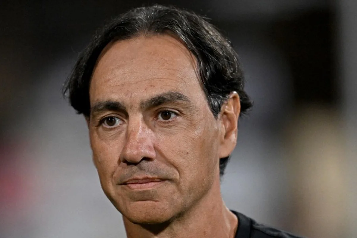 Monza's Italian coach Alessandro Nesta arrives prior to the Italian Serie A football match between AC Monza and Inter Milan at the Brianteo stadium in Monza, on September 15, 2024.  Gabriel BOUYS / AFP