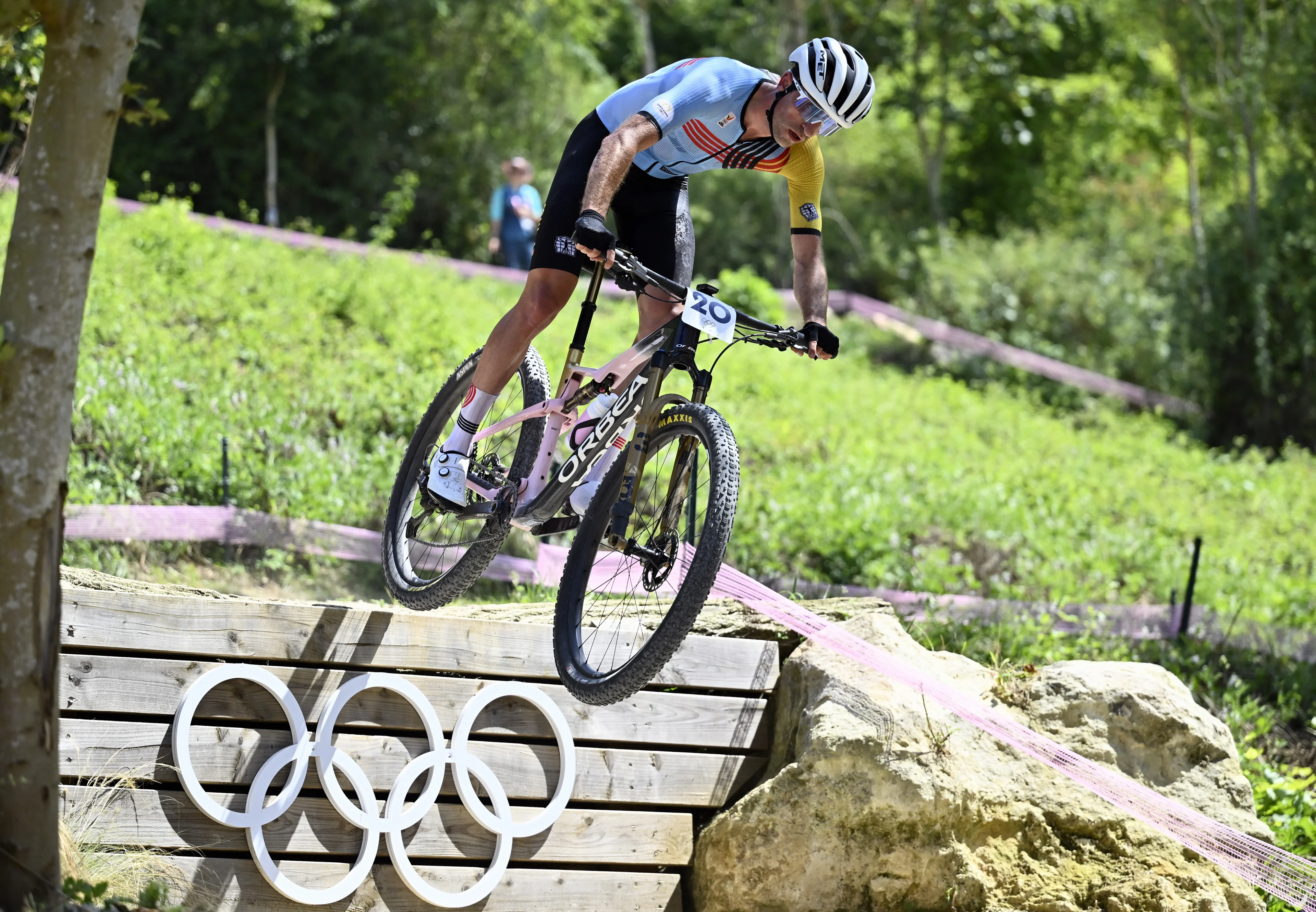 Belgian Jens Schuermans pictured in action during the men's cross-country mountain bike cycling race at the Paris 2024 Olympic Games, at the Colline d'Elancourt climb near Paris, France on Monday 29 July 2024. The Games of the XXXIII Olympiad are taking place in Paris from 26 July to 11 August. The Belgian delegation counts 165 athletes competing in 21 sports. BELGA PHOTO DIRK WAEM