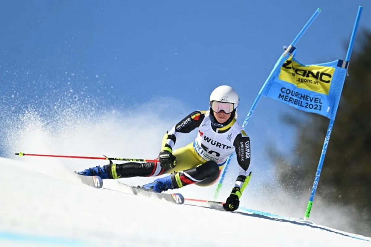 Belgium's Kim Vanreusel competes in the first run of the Women's Giant Slalom event of the FIS Alpine Ski World Championship 2023 in Meribel, French Alps, on February 16, 2023.  Fabrice COFFRINI / AFP