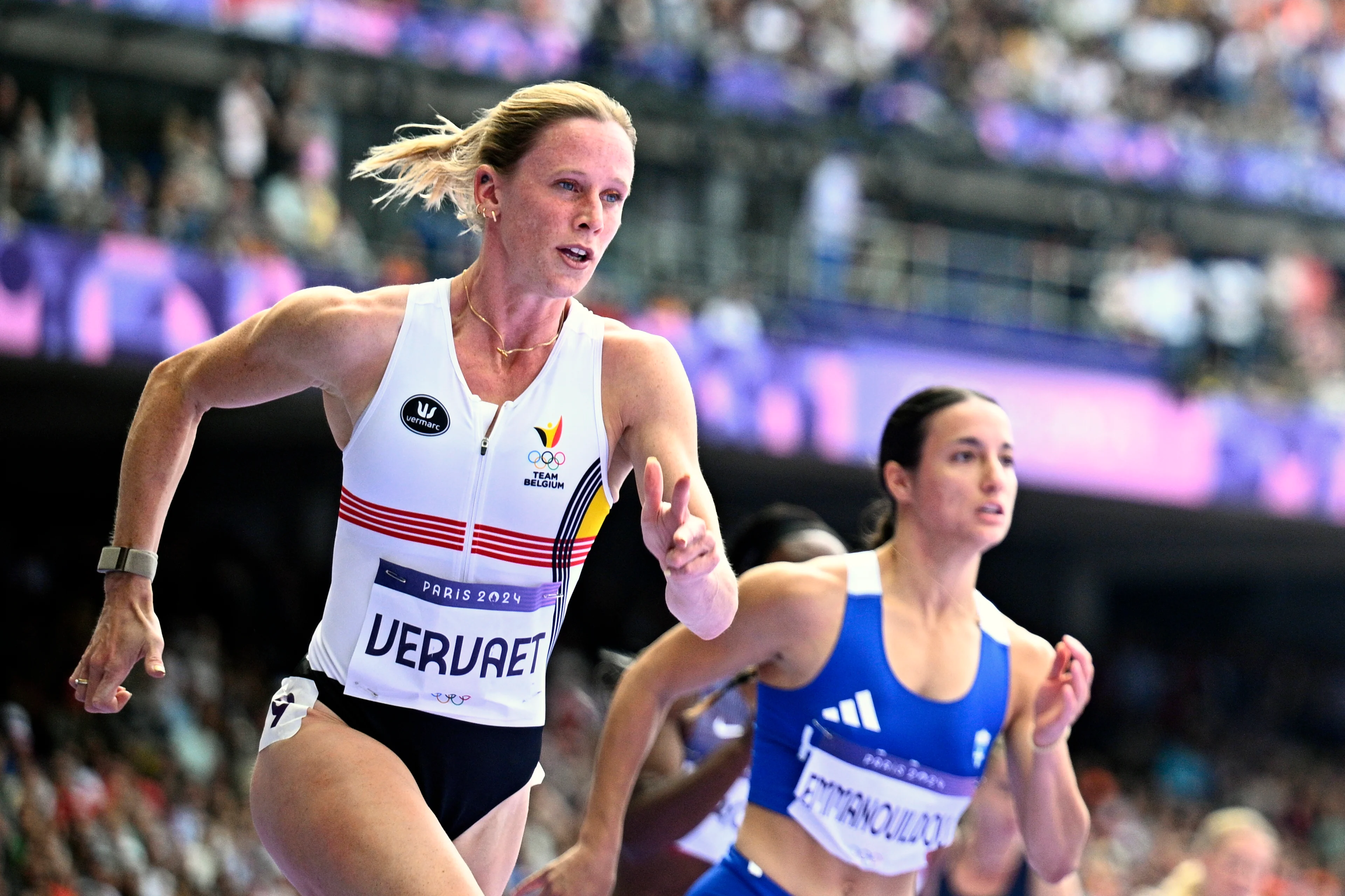 Belgian athlete Imke Vervaet pictured in action during the Women's 200m round 1 of the athletics competition at the Paris 2024 Olympic Games, on Sunday 04 August 2024 in Paris, France. The Games of the XXXIII Olympiad are taking place in Paris from 26 July to 11 August. The Belgian delegation counts 165 athletes competing in 21 sports. BELGA PHOTO JASPER JACOBS