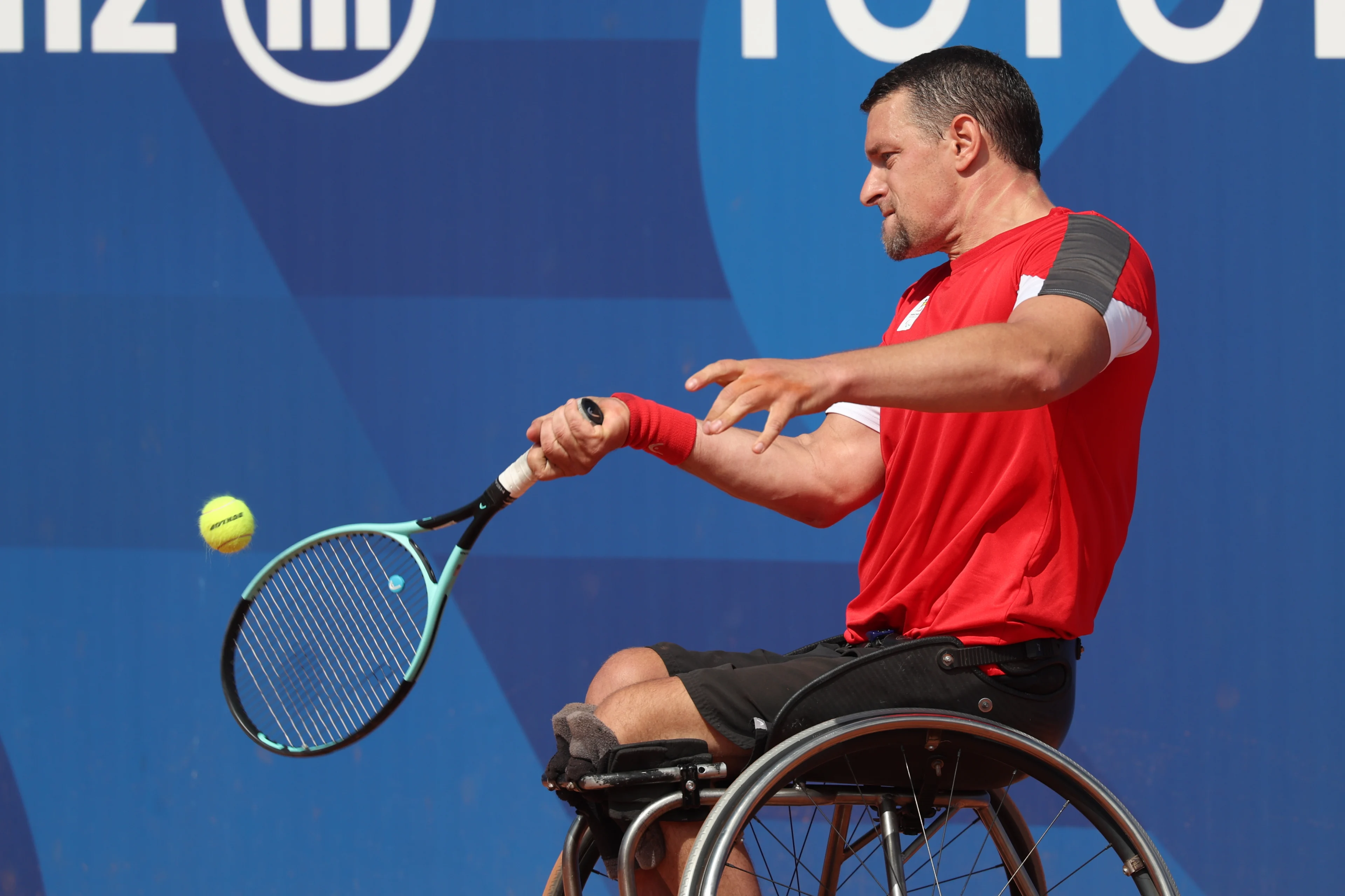 Belgian Joachim Gerard pictured in action during a game between Belgian Gerard and French Menguy, in the Men's Singles, 2nd round of the wheelchair tennis competition, on day 5 of the 2024 Summer Paralympic Games in Paris, France on Sunday 01 September 2024. The 17th Paralympics are taking place from 28 August to 8 September 2024 in Paris. BELGA PHOTO VIRGINIE LEFOUR