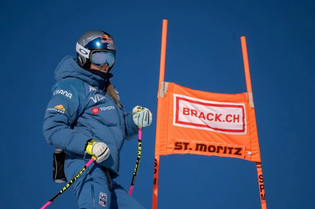 US Lindsey Vonn inspects the slope before the Women's Super-G race as part of the FIS Alpine ski World Cup 2024-2025, in St. Moritz on December 21, 2024.  Fabrice COFFRINI / AFP