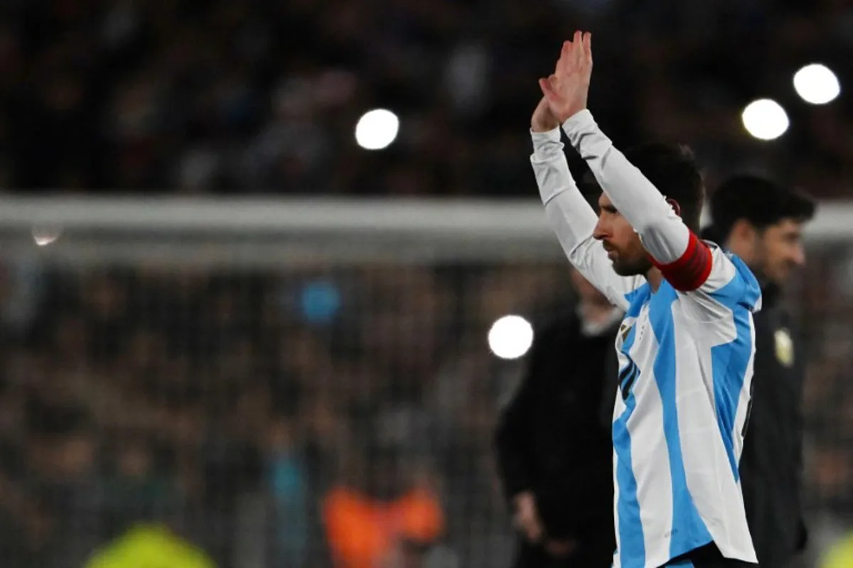 Argentina's forward #10 Lionel Messi waves to the fans at the end of the 2026 FIFA World Cup South American qualifiers football match between Argentina and Venezuela at the Mas Monumental stadium in Buenos Aires on September 4, 2025. Luis ROBAYO / AFP