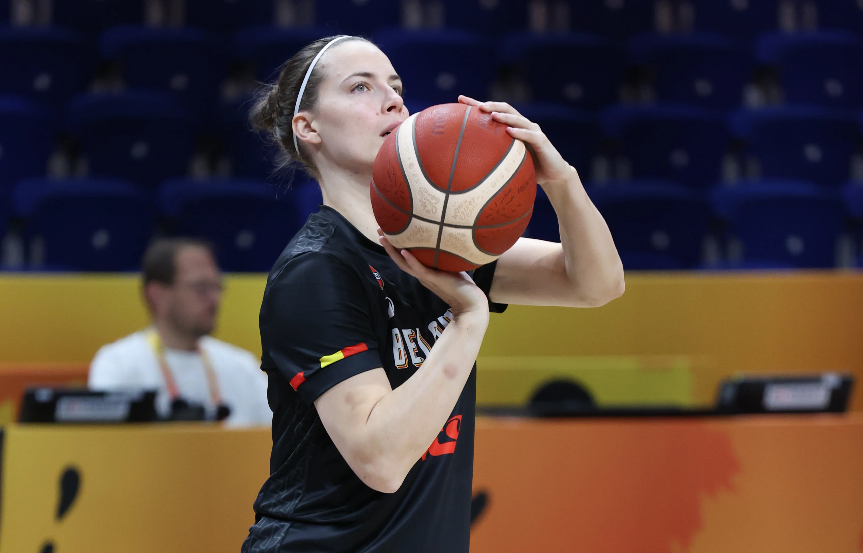 Belgium's Antonia Delaere pictured in action during the warming-up for a basketball game between Belgian national team Belgian Cats and Australia,  game 3 of the group phase at the FIBA Women's Basketball World Cup, on Monday 7 September 2026, in Berlin, Germany. The FIBA Women's Basketball World Cup takes place in Berlin from 4 to 23 September 2026. BELGA PHOTO VIRGINIE LEFOUR