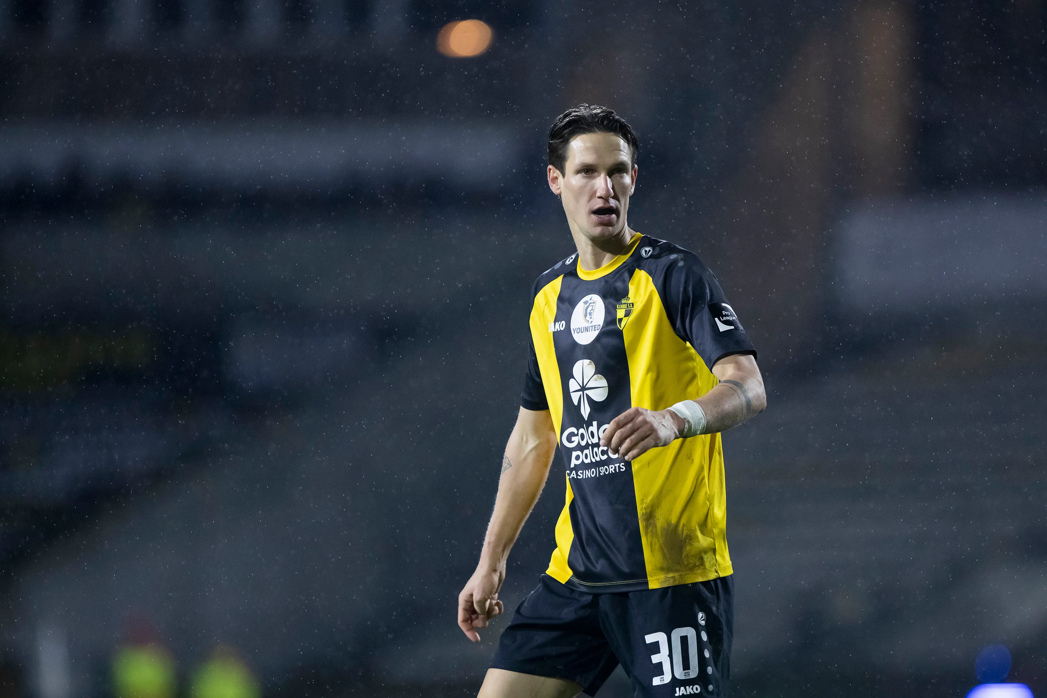 Lierse's Glenn Claes pictured during a soccer match between Lierse SK and Lommel SK, Sunday 22 December 2024 in Lier, on day 16 of the 2024-2025 'Challenger Pro League' 1B second division of the Belgian championship. BELGA PHOTO KRISTOF VAN ACCOM