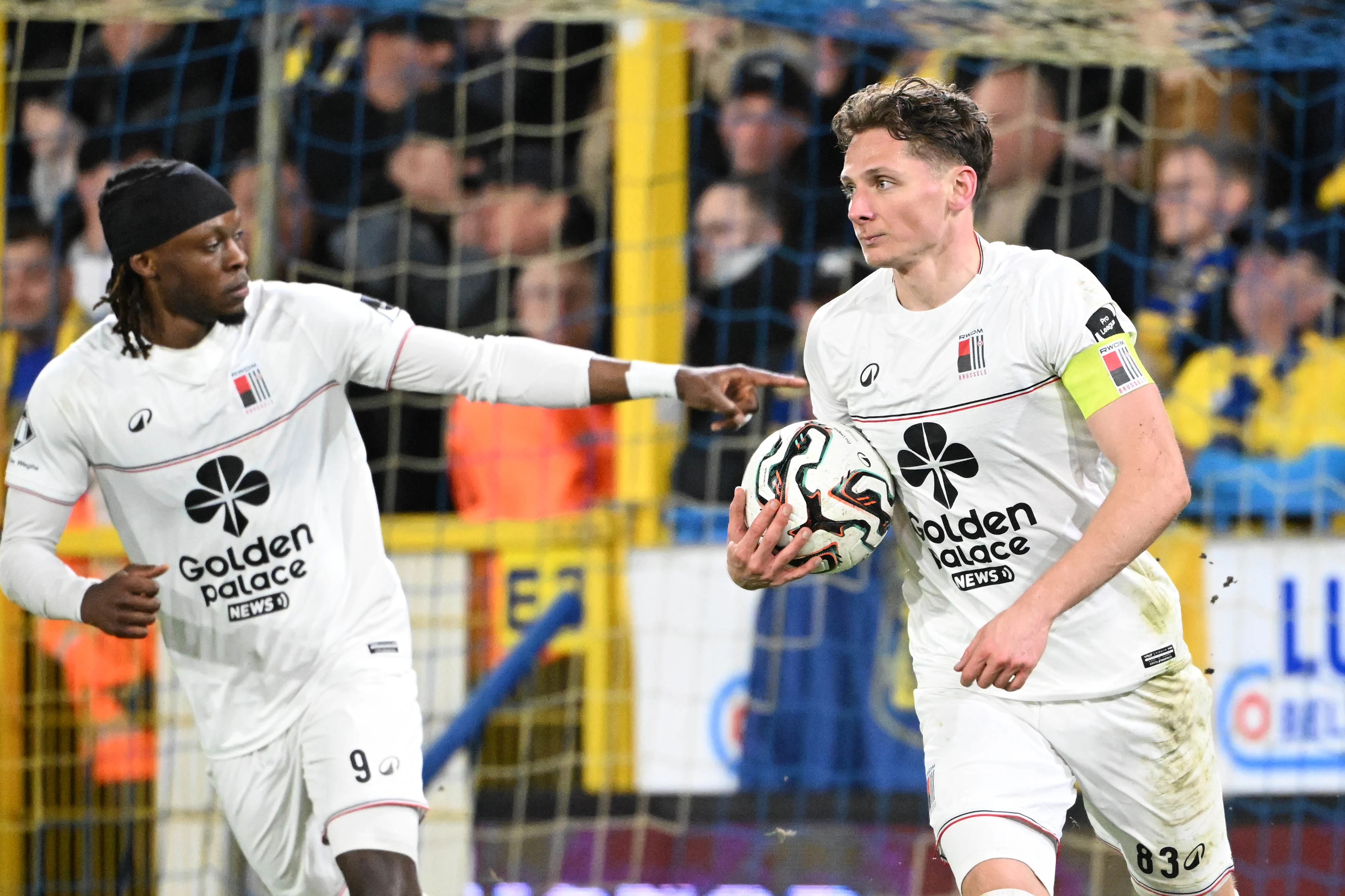 Rwdm's Mats Lemmens celebrates after and scoring the 3-2 goal during a soccer game between SK Beveren and RWDM Brussels, Wednesday 11 March 2026 in Beveren, on day 29 of the 2025-2026 'Challenger Pro League' 1B second division of the Belgian championship. BELGA PHOTO MAARTEN STRAETEMANS