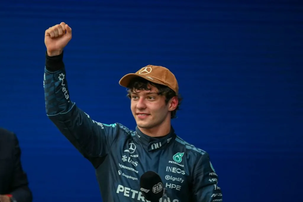 Mercedes' Italian driver Kimi Antonelli celebrates after winning the United States Formula One Grand Prix at the Circuit of the Americas in Austin, Texas, on October 25, 2026.  RONALDO SCHEMIDT / AFP