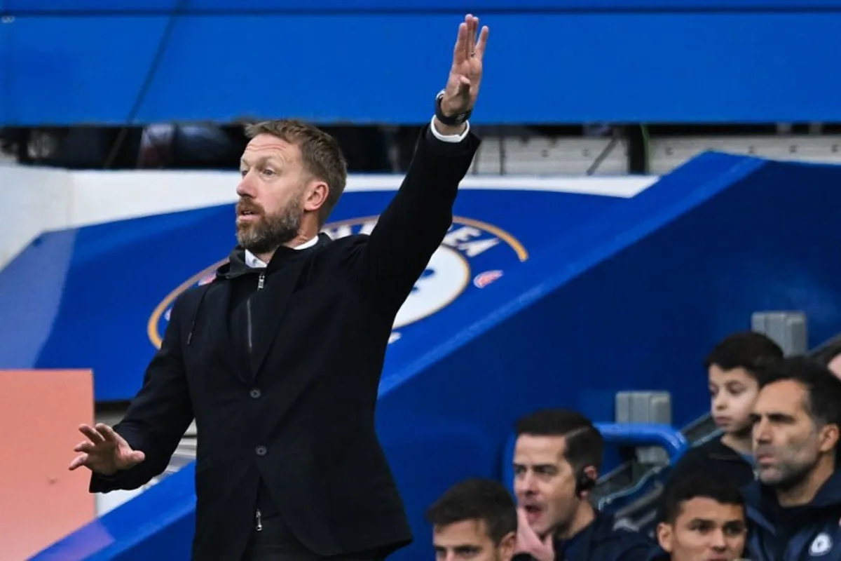 Chelsea's English head coach Graham Potter gestures during the English Premier League football match between Chelsea and Aston Villa at Stamford Bridge in London on April 1, 2023.  JUSTIN TALLIS / AFP