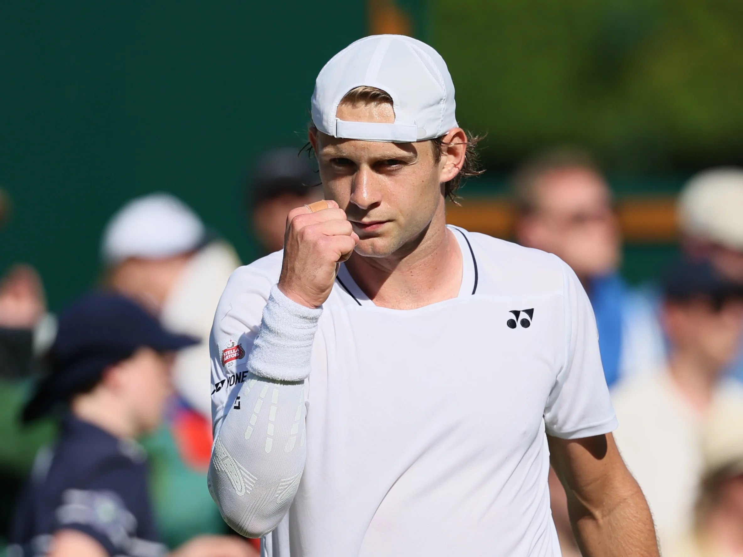 Belgian Zizou Bergs pictured reacts during a tennis match between Belgian Bergs and British Fery, in the third round of the Men's singles at the Wimbledon grand slam tennis tournament in London, Britain, Saturday 04 July 2026. BELGA PHOTO BENOIT DOPPAGNE