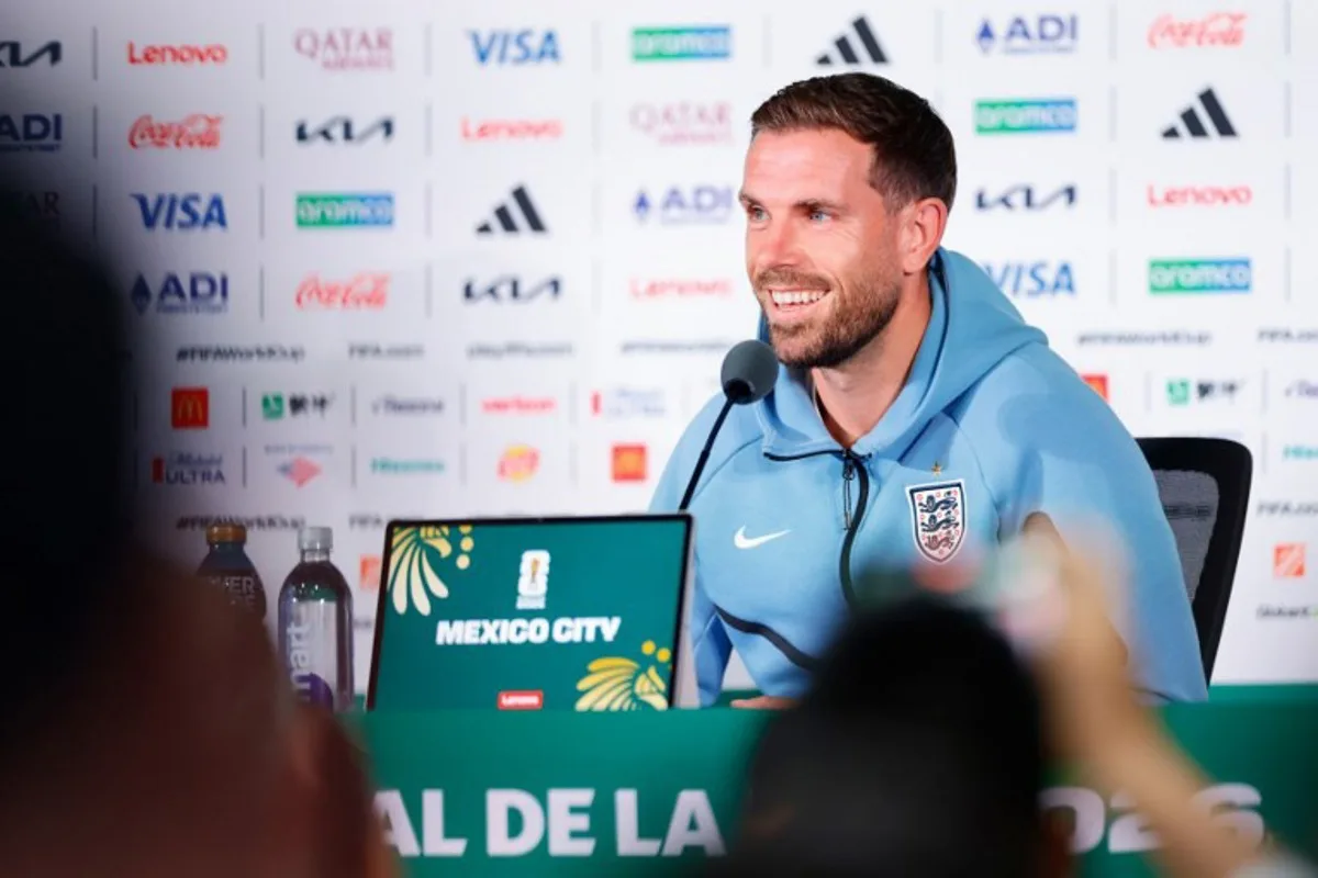 England's midfielder #14 Jordan Henderson gives a press conference at the Mexico City Stadium in Mexico City on July 4, 2026, on the eve of the 2026 World Cup round of 16 football match between Mexico and England. Rodrigo Oropeza / AFP