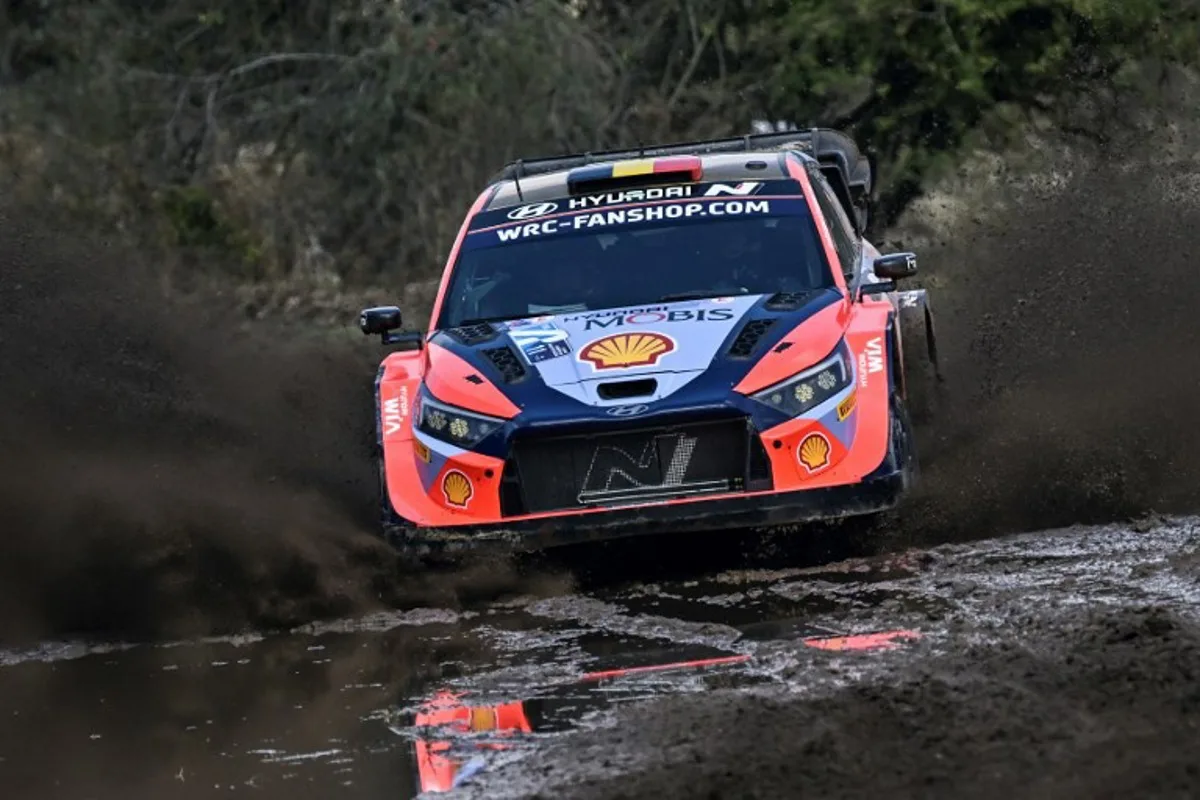 Belgium's Thierry Neuville and his co-driver Martijn Wydaeghe drive their Hyundai i20 N Rally1 Hybrid at the special stage Eleftherochori during the Acropolis Rally in Eleftherochori on September 08, 2024.  Aris MESSINIS / AFP