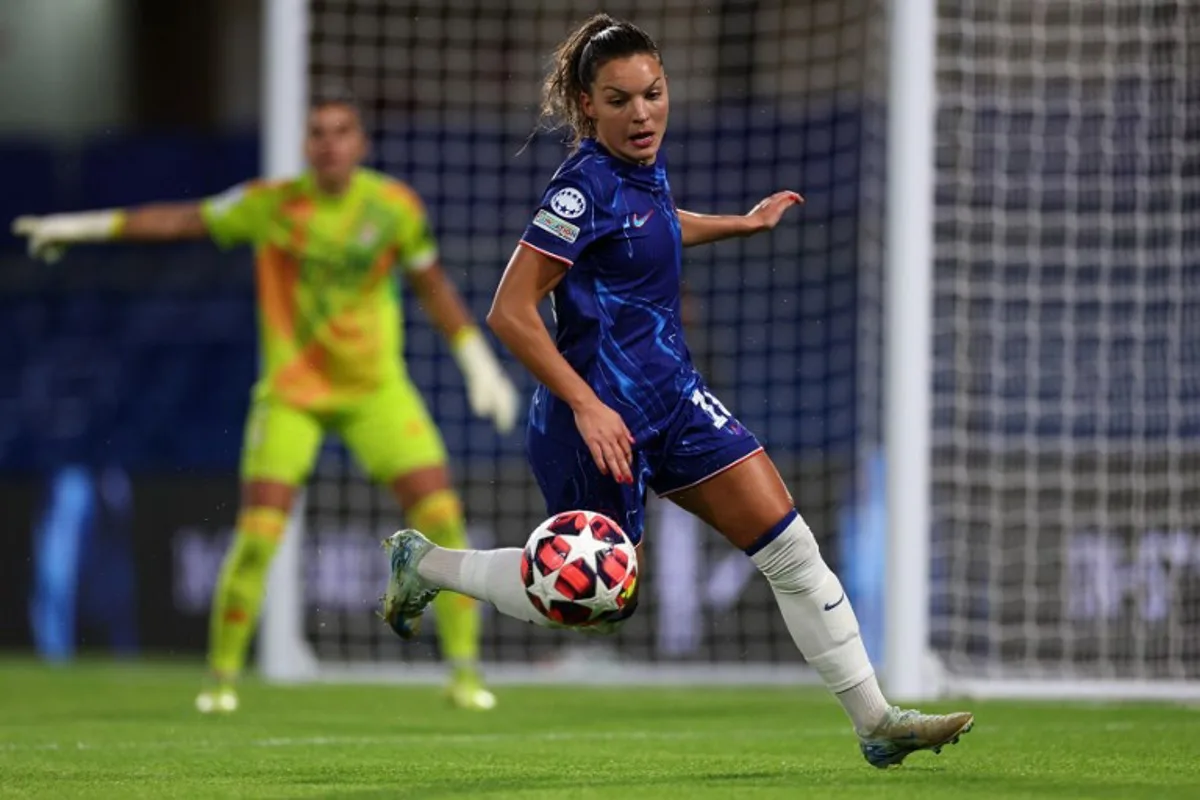 Chelsea's Swedish midfielder #19 Johanna Rytting Kaneryd controls the ball during the UEFA Women's Champions League Group B football match between Chelsea and Real Madrid at Stamford Bridge in London on October 8, 2024.  Adrian Dennis / AFP