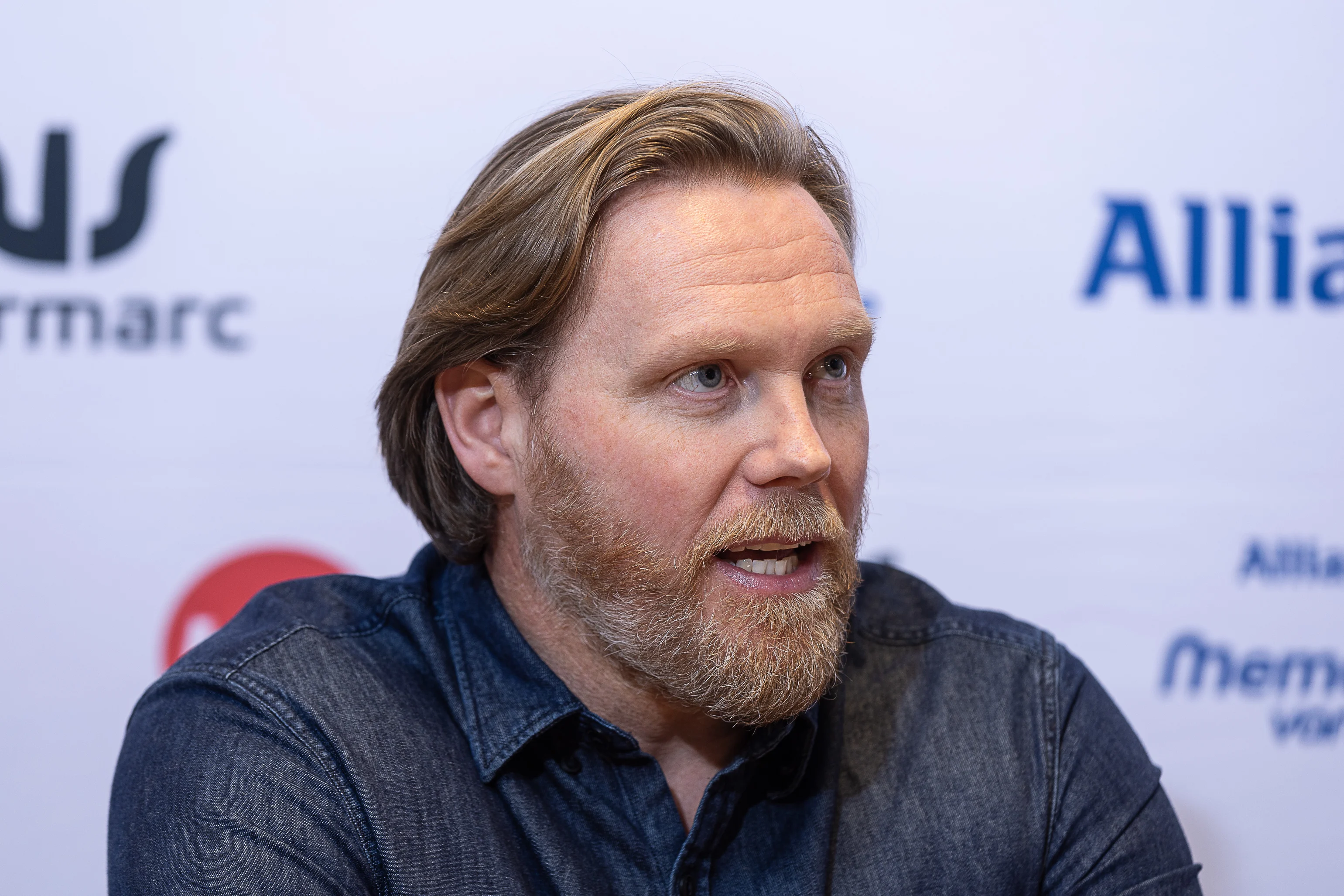 Coordinator Rutger Smith pictured during a press conference of Atletiek Vlaanderen after an information session for the athletes following the commotion of the past weeks regarding the top-level sports policy, Friday 08 November 2024 in Gent. BELGA PHOTO JAMES ARTHUR GEKIERE