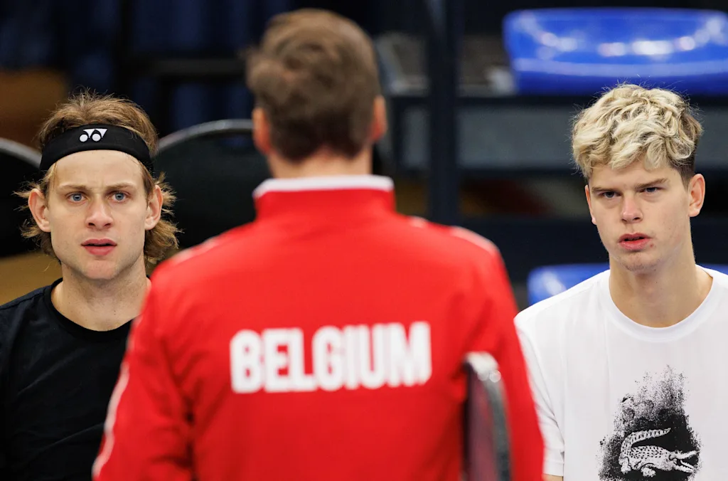 Belgian Zizou Bergs and Belgian Alexander Blockx pictured duringa a training practice ahead of the qualifiers of the Davis Cup World Group tennis meeting between Belgium and Chile, Friday 31 January 2025, in Hasselt. BELGA PHOTO BENOIT DOPPAGNE