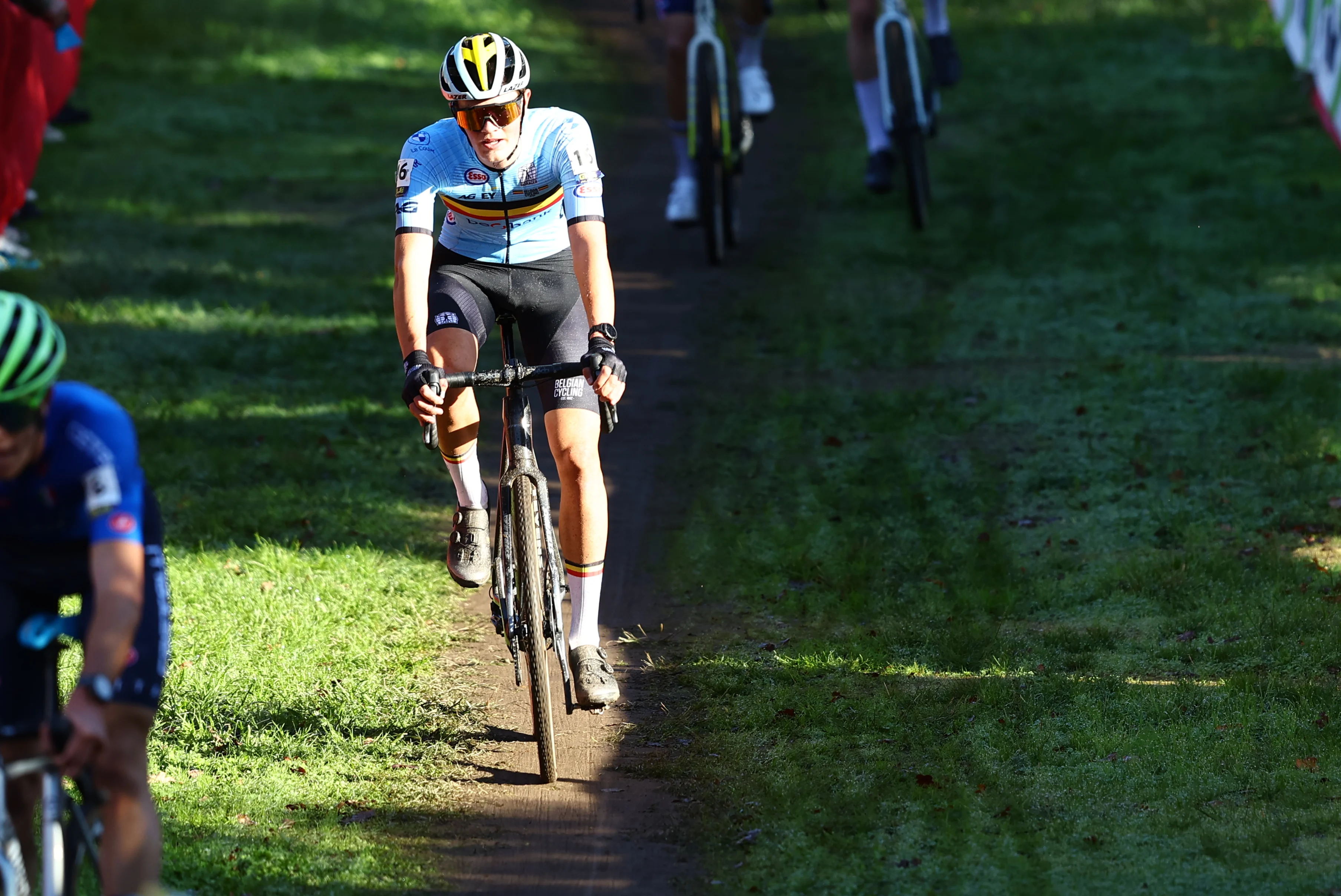 Belgian Mats Vanden Eynde pictured in action during the men junior race at the European Championships cyclocross cycling in Pontevedra, Spain, Sunday 03 November 2024. BELGA PHOTO DAVID PINTENS