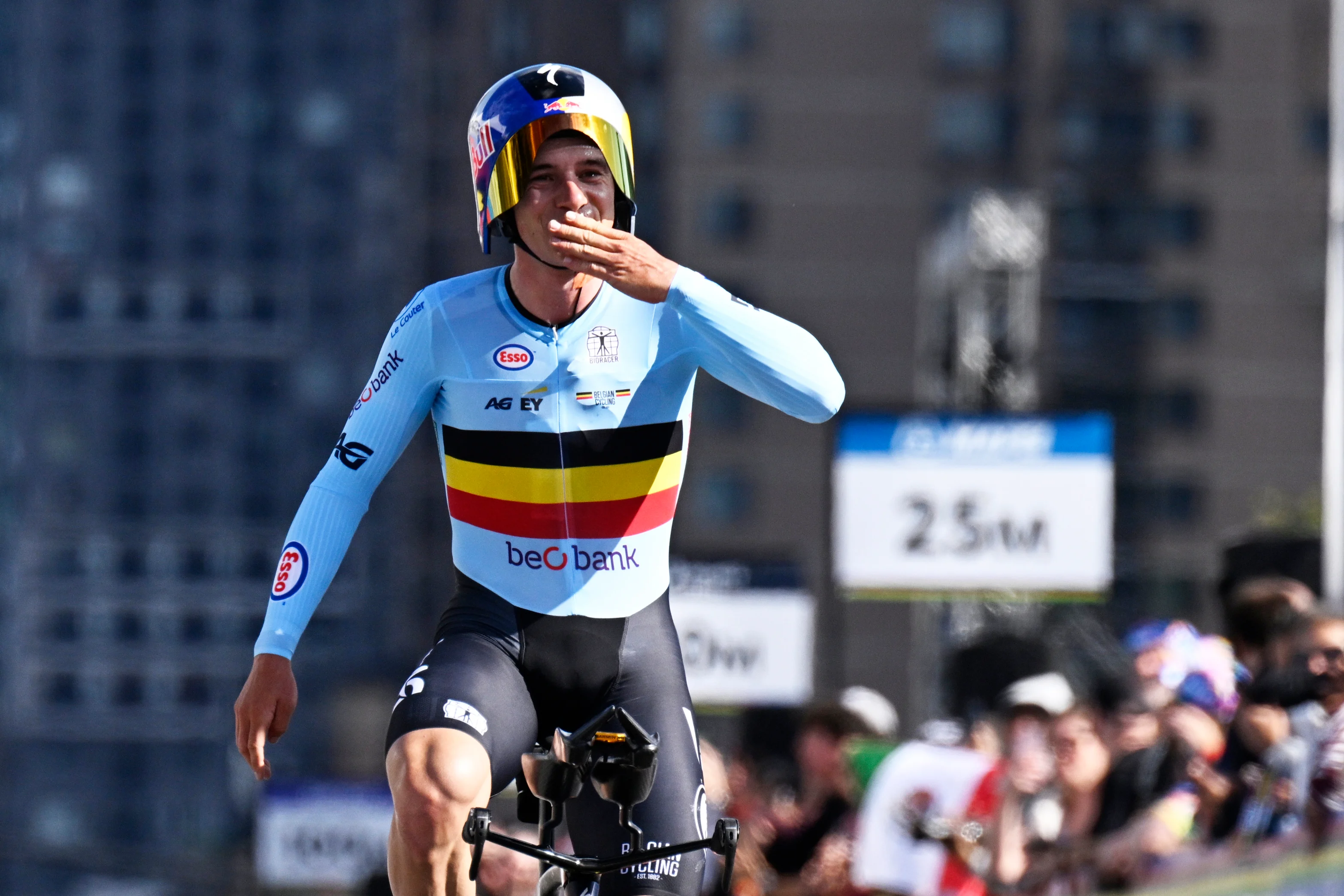 Belgian Remco Evenepoel celebrates after winning for the fourth time in a row the men's elite individual time trial race (39,2km) at the cycling UCI Road World Championship, in Montreal, Canada, Sunday 20 September 2026. BELGA PHOTO JASPER JACOBS