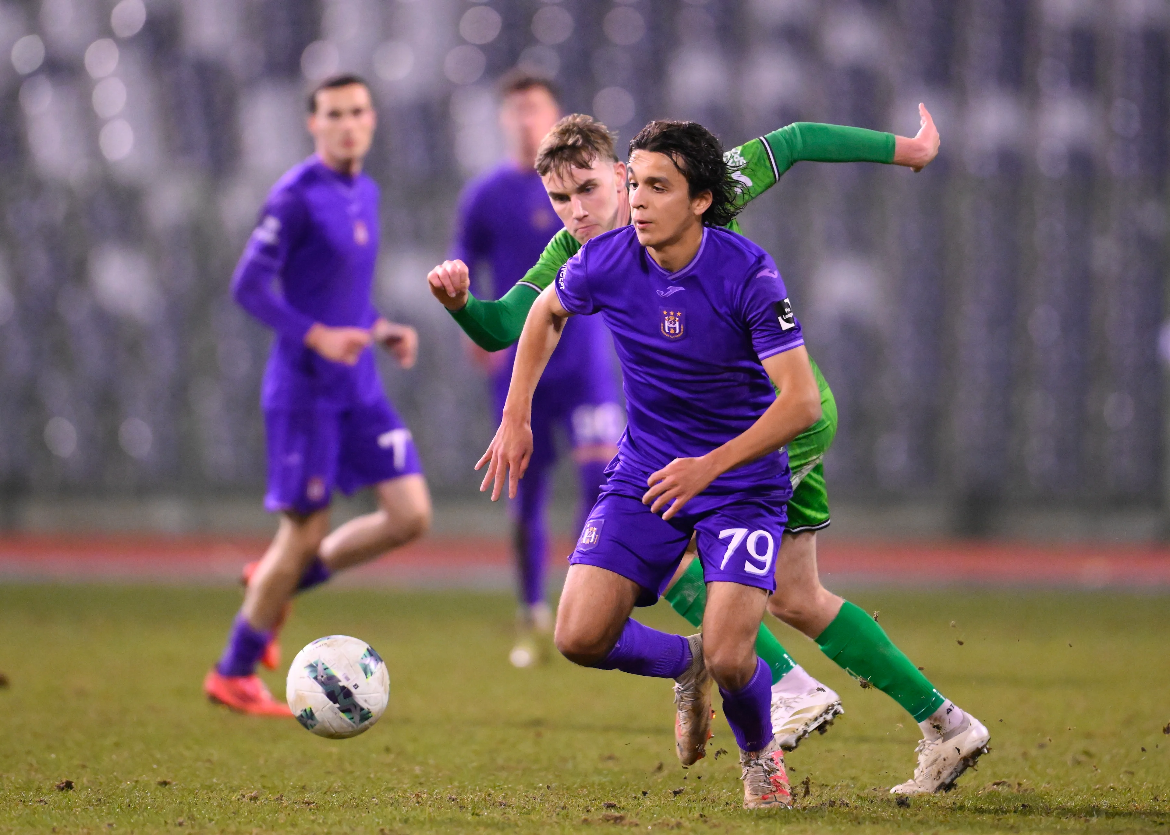 Francs Borains' Matthew Healy and RSCA Futures' Ali Maamar fight for the ball during a soccer match between RSCA Futures (U21) and Royal Francs Borains, Saturday 14 December 2024 in Brussels, on day 15 of the 2024-2025 'Challenger Pro League' second division of the Belgian championship. BELGA PHOTO JOHN THYS