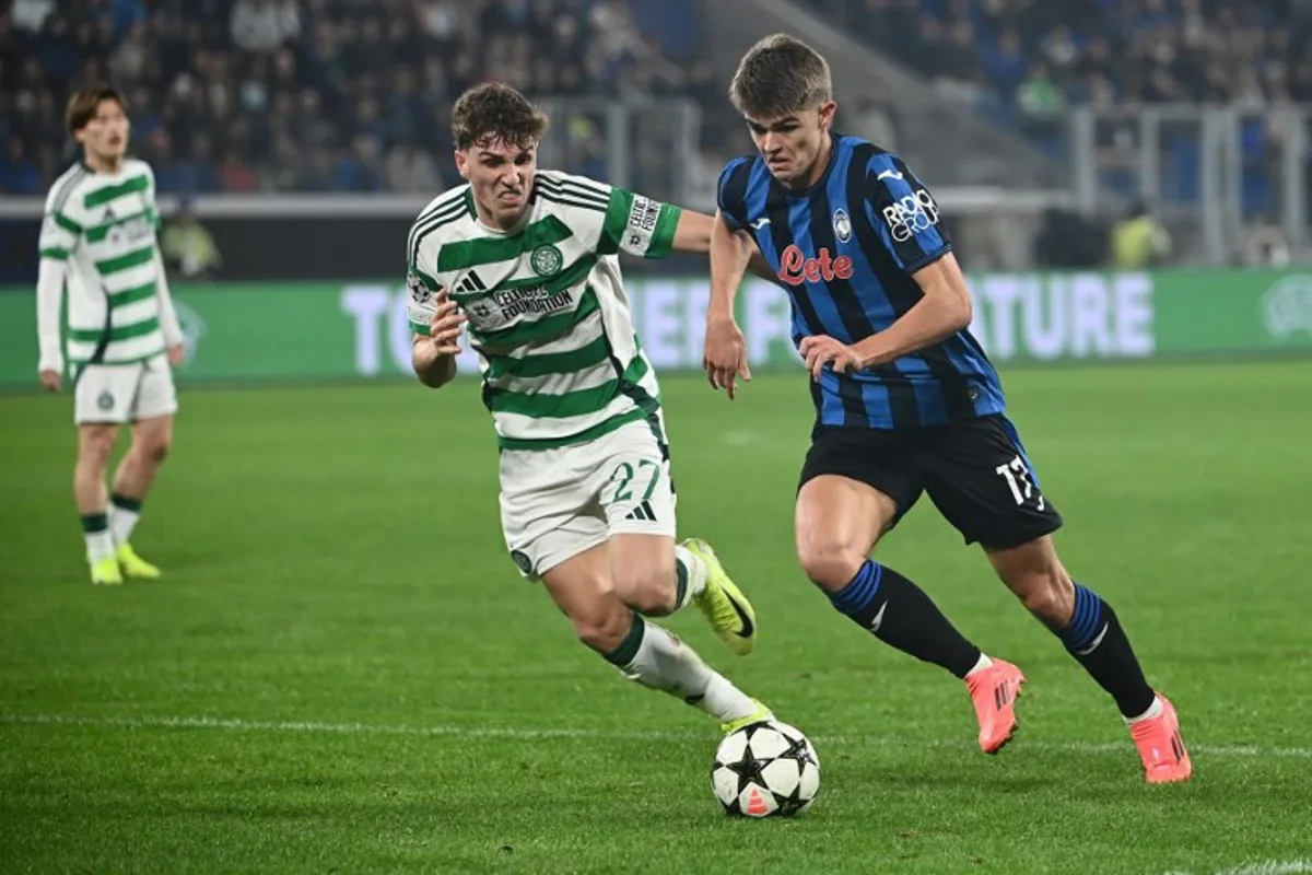 Celtic's Belgian midfielder #27 Arne Engels fights for the ball with Atalanta's Belgian midfielder #17 Charles De Ketelaere during the Champions League football match between Atalanta and Celtic at the Gewiss Stadium in Bergamo, on October 23, 2024.  Isabella BONOTTO / AFP