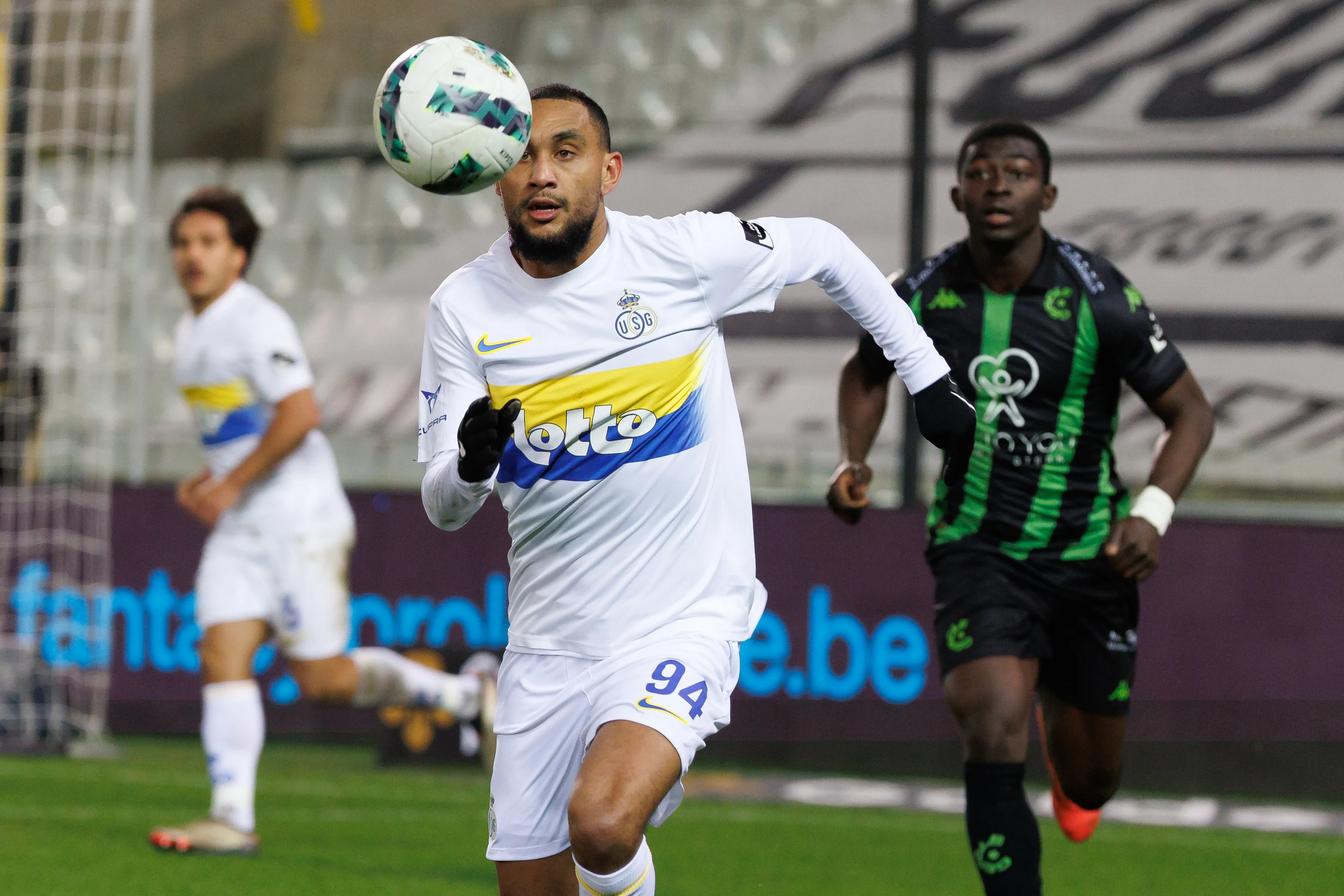 Union's Loic Lapoussin pictured in action during a soccer match between Cercle Brugge and Royale Union SG, Sunday 08 December 2024 in Brugge, on day 17 of the 2024-2025 season of the 'Jupiler Pro League' first division of the Belgian championship. BELGA PHOTO KURT DESPLENTER