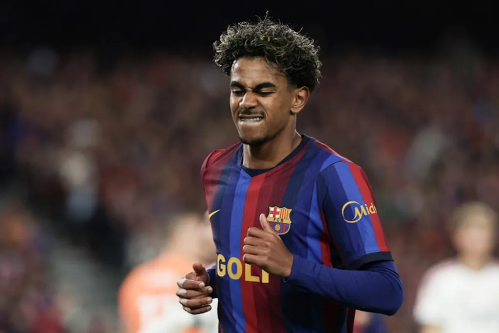 Barcelona's Spanish forward #10 Lamine Yamal reacts during the Spanish league football match between FC Barcelona and Real Madrid CF at Camp Nou Stadium in Barcelona on October 25, 2026.  Lluis GENE / AFP