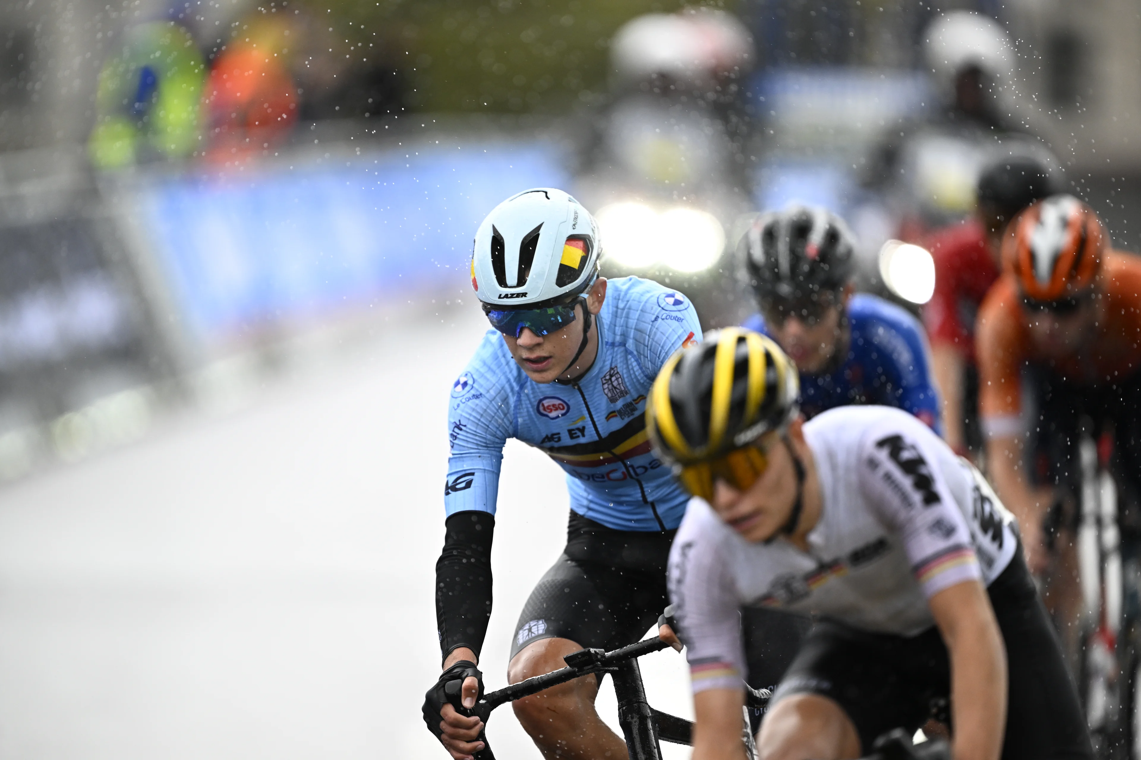 Belgian Matisse Van Kerckhove pictured in action during the Junior Men road race at the 2024 UCI Road and Para-Cycling Road World Championships, Thursday 26 September 2024, in Zurich, Switzerland. The Worlds are taking place from 21 to 29 September. BELGA PHOTO JASPER JACOBS