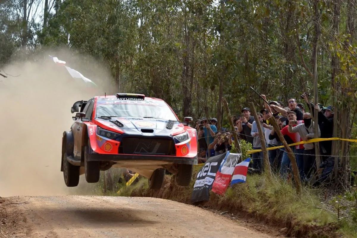 Belgium driver Thierry Neuville and co-driver Martijn Wydaeghe race in their Hyundai i20 N during the first day of the WRC Rally Chile Bio Bio in Concepcion, Chile, on September 27, 2024.  Guillermo SALGADO / AFP