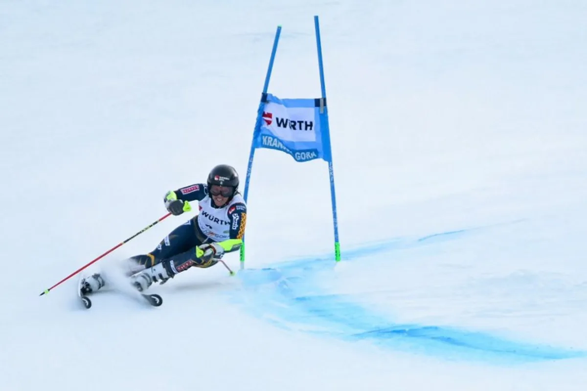 Winner Sweden's Sara Hector competes before crossing the finish line of the second run of the Women's Giant Slalom event as part of the FIS Alpine ski world Cup 2024-2025 in Kranjska Gora, Slovenia, on January 4, 2025.  Jure Makovec / AFP