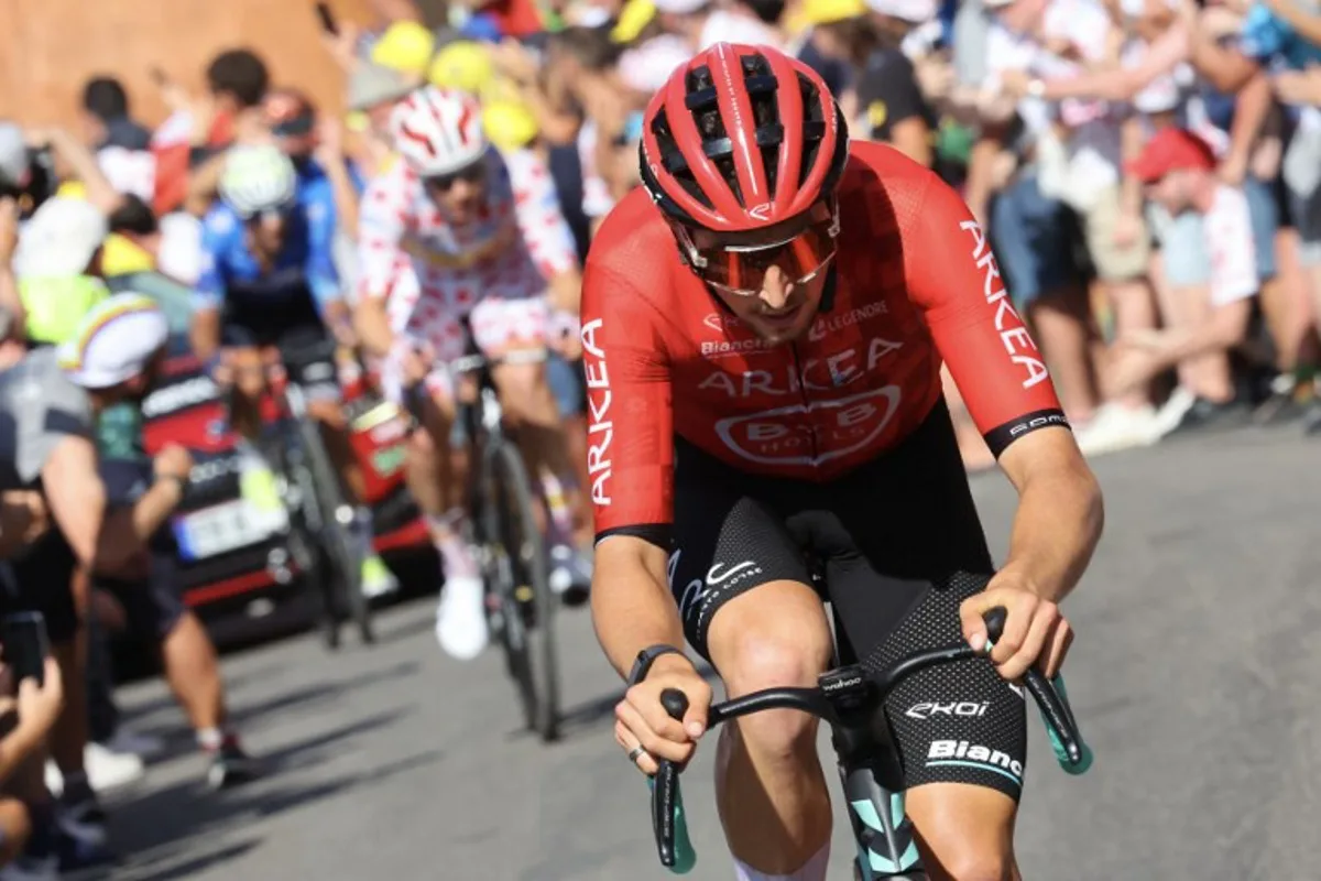 Arkea - B&B Hotels team's French rider Kevin Vauquelin cycles in a lone breakaway in the final kilometers of the 2nd stage of the 111th edition of the Tour de France cycling race, 199 km between Cesenatico and Bologna, in Italy, on June 30, 2024. Etienne GARNIER / POOL / AFP